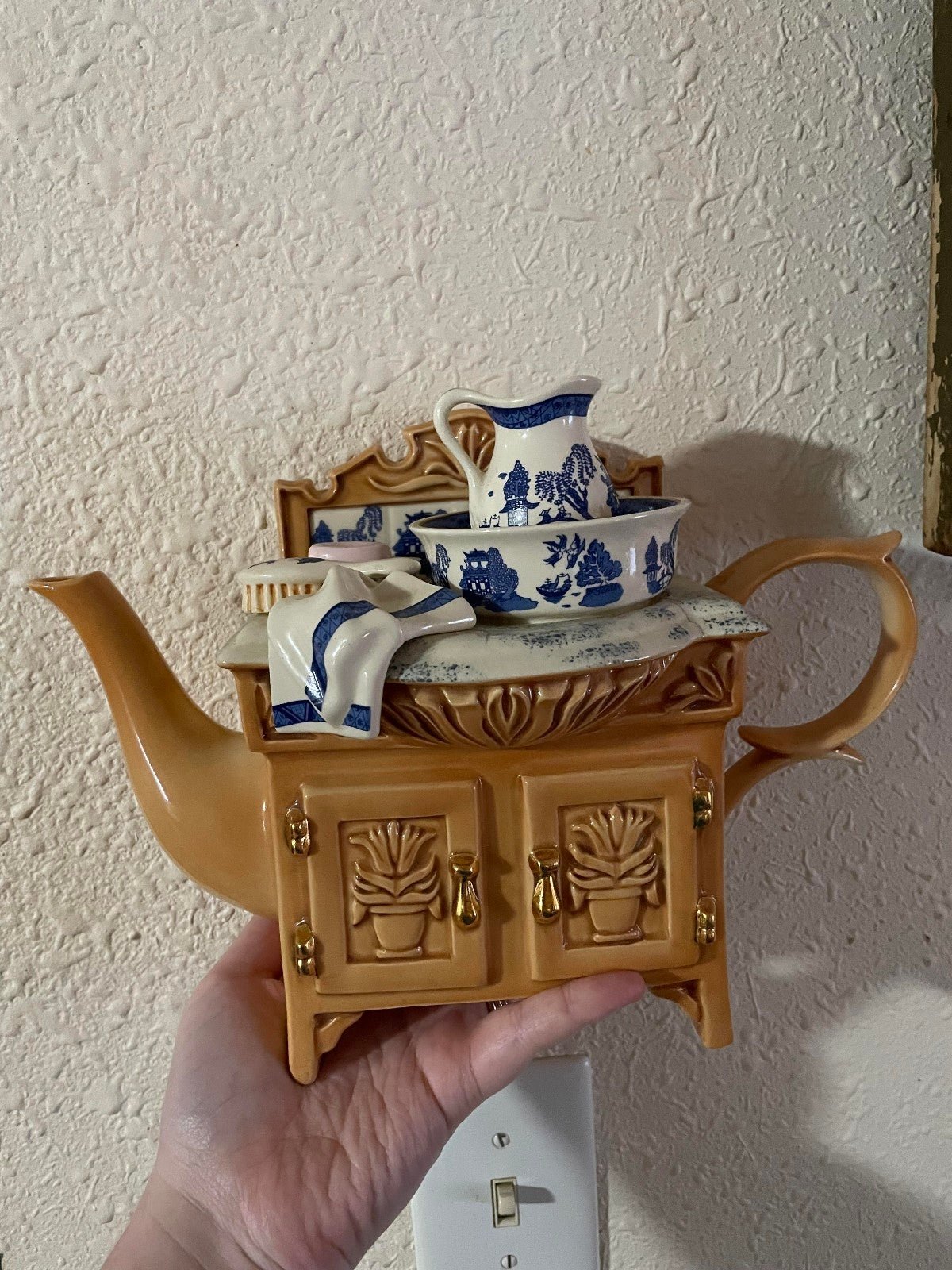 Vintage Tea Pot