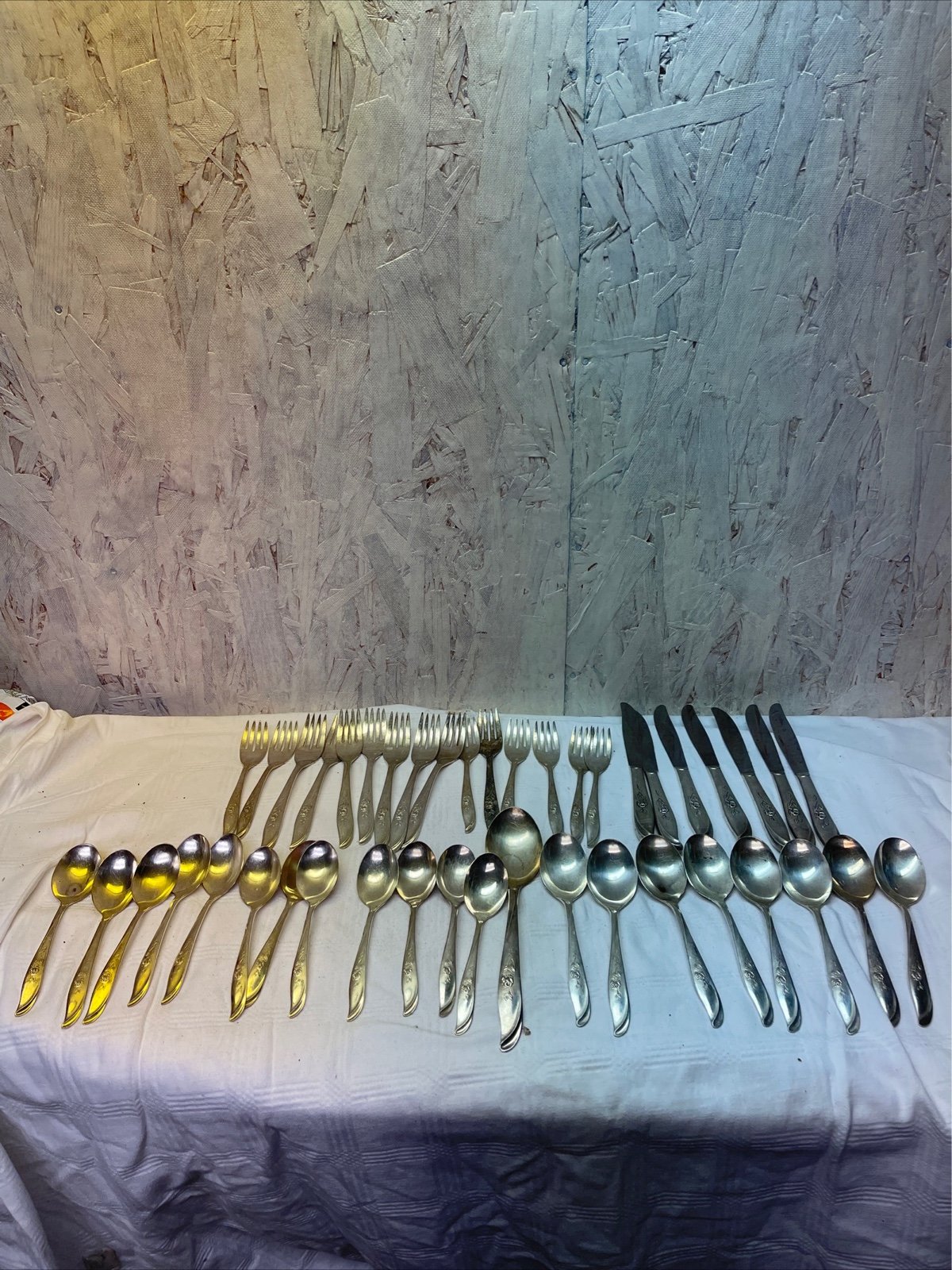 Supreme Cutlery Silverplate 43 Piece Flatware Set