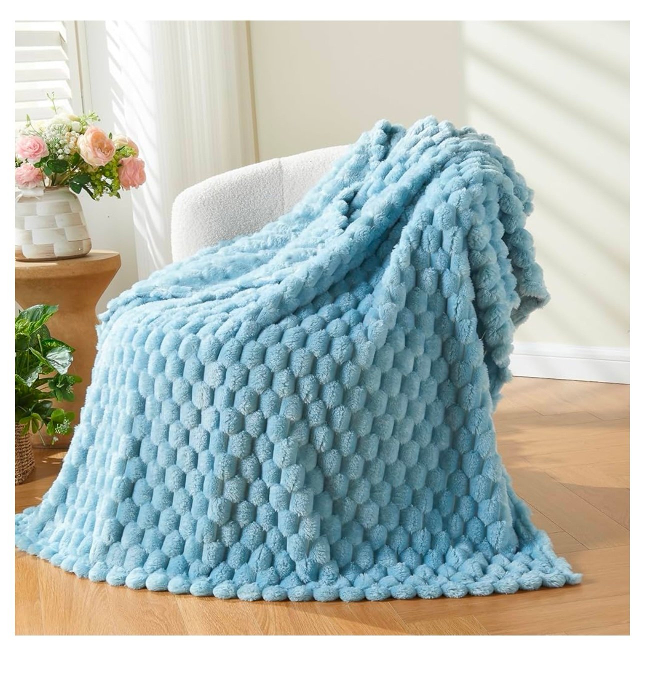 Super Soft Premium Silky Flannel Fleece 3D Clouds Throw Blanket