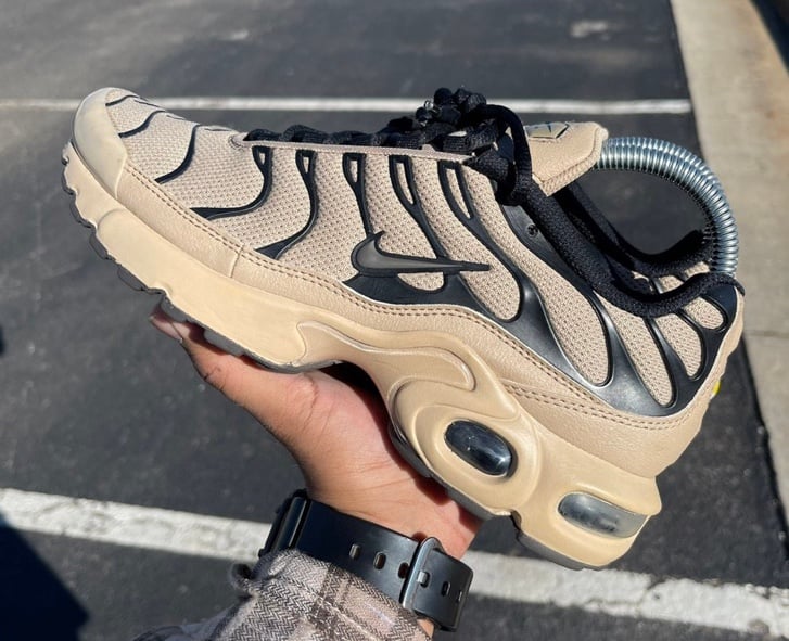 Nike Air Max Tan Desert