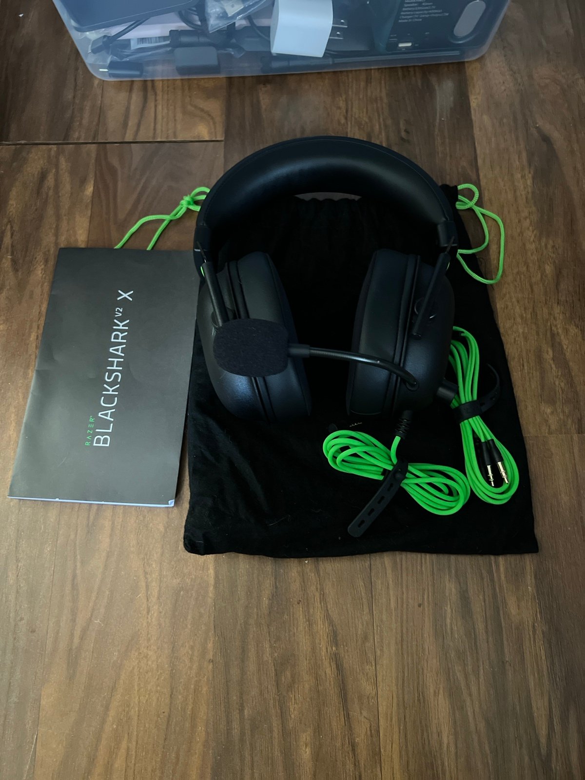 Razor blackshark v2 x