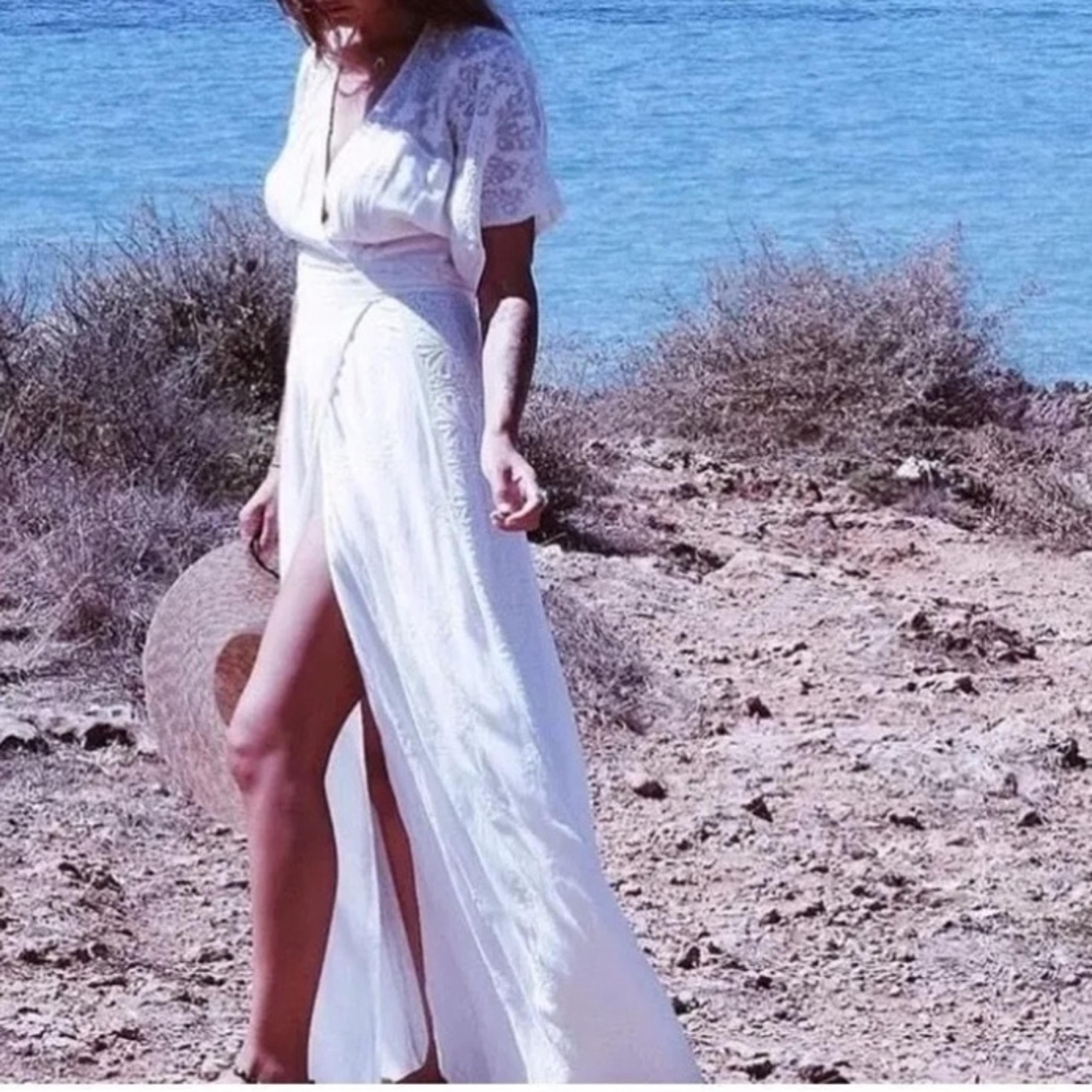 ZARA Ecru Lace Maxi Wrap Dress Small BLOGGER FAVORITE