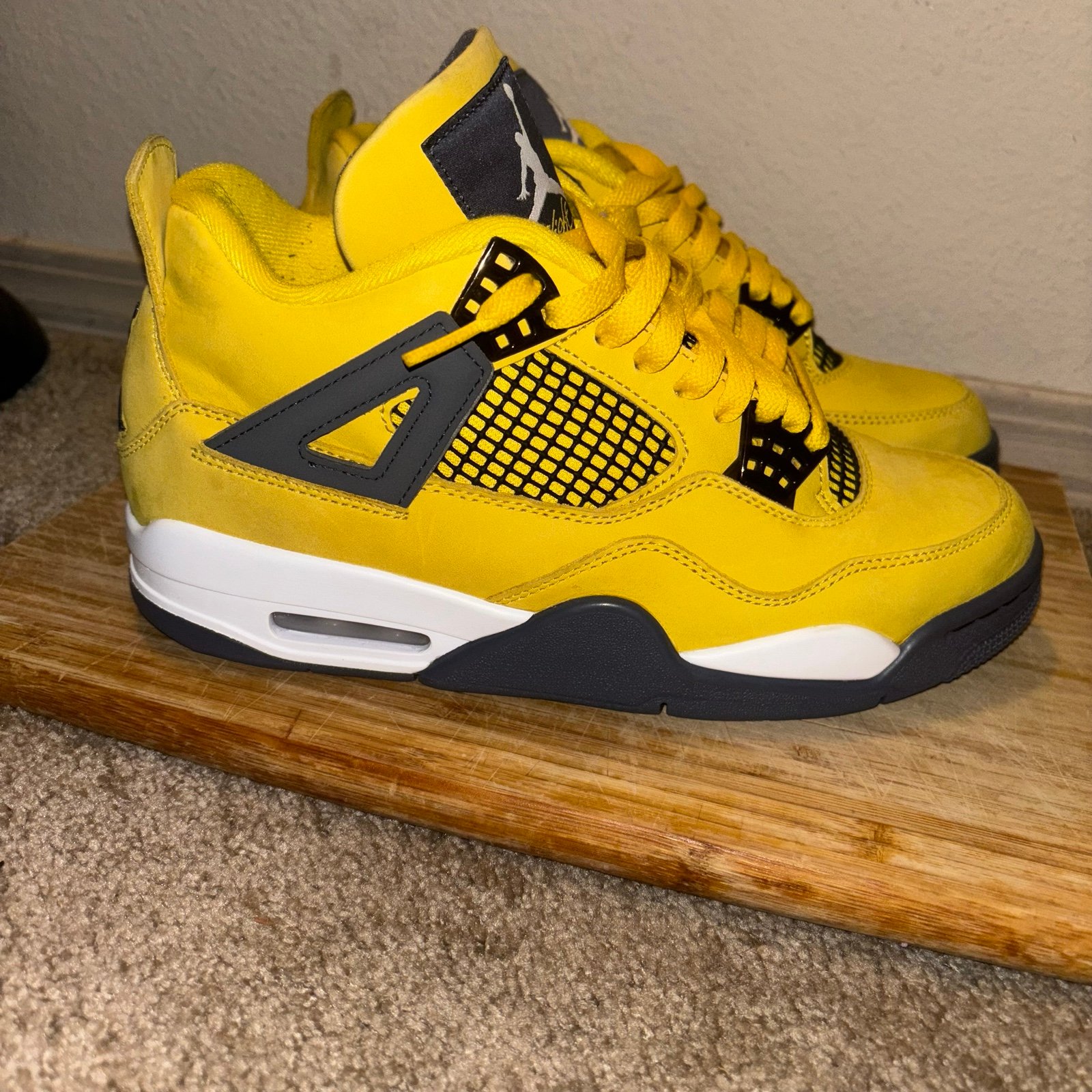 Jordan 4