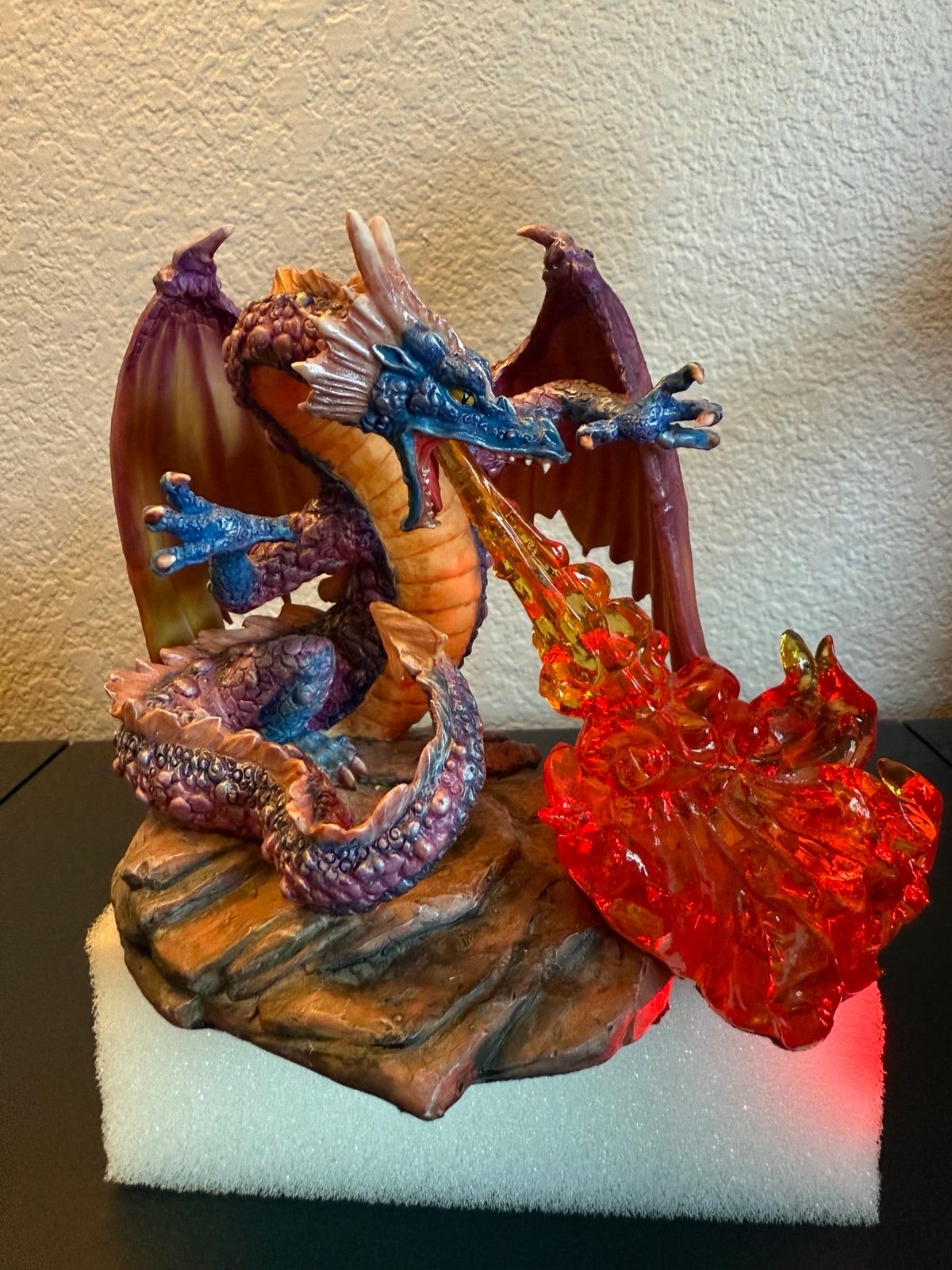 Summit collection “Longs Fantasy” Dragon statue