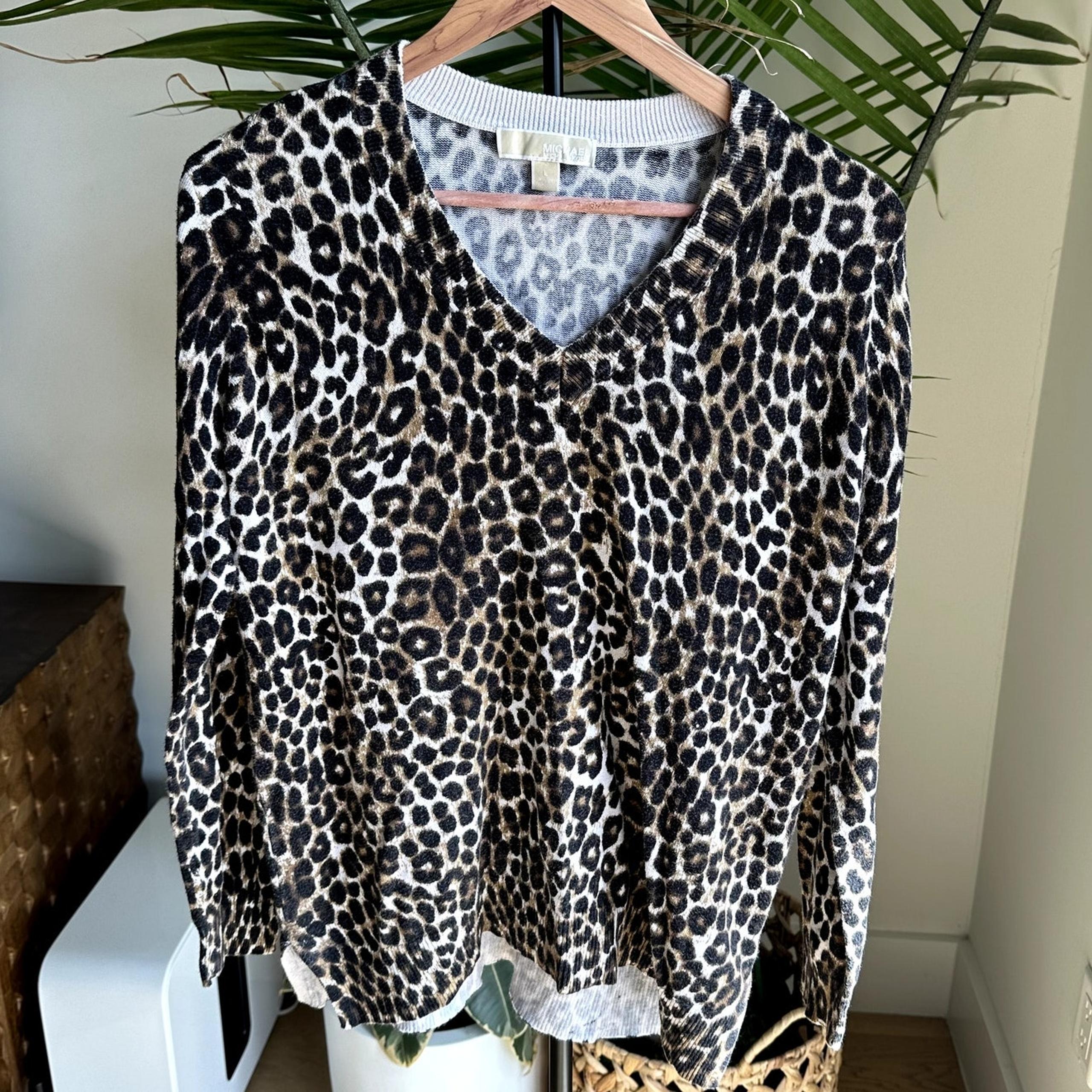Michael Kors Leopard Cheetah V-Neck Sweater L Cotton Blend Chic