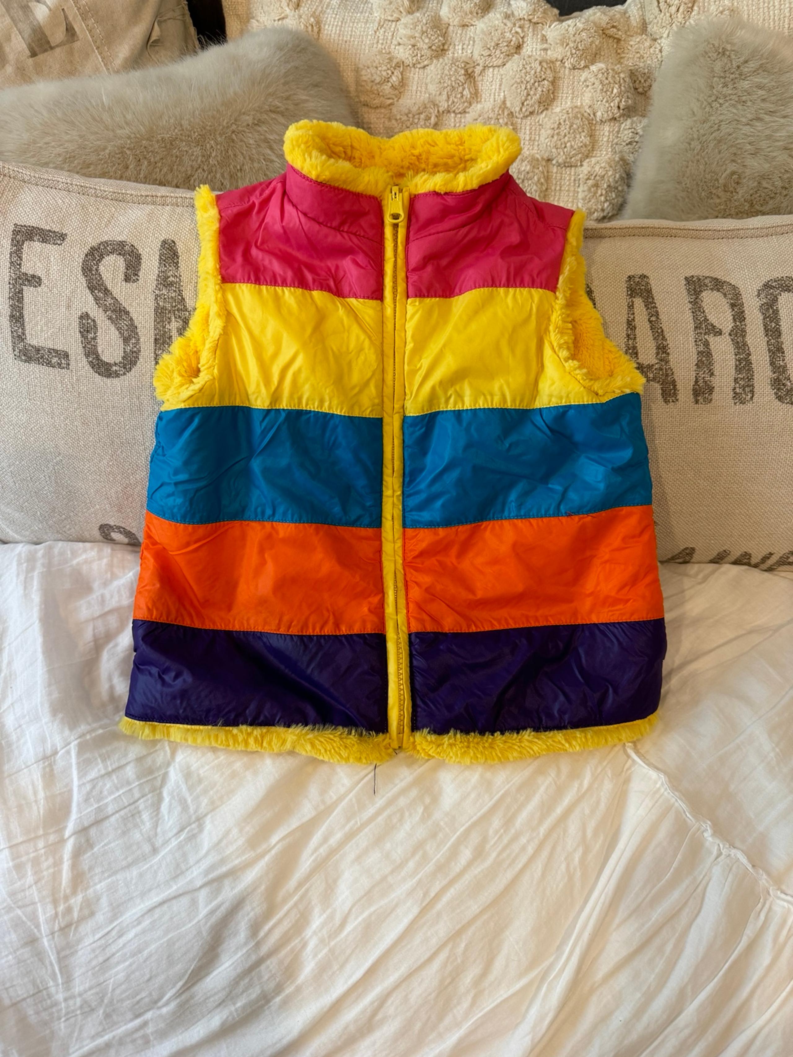 Hanna Andersson 4t Reversible faux fur vest