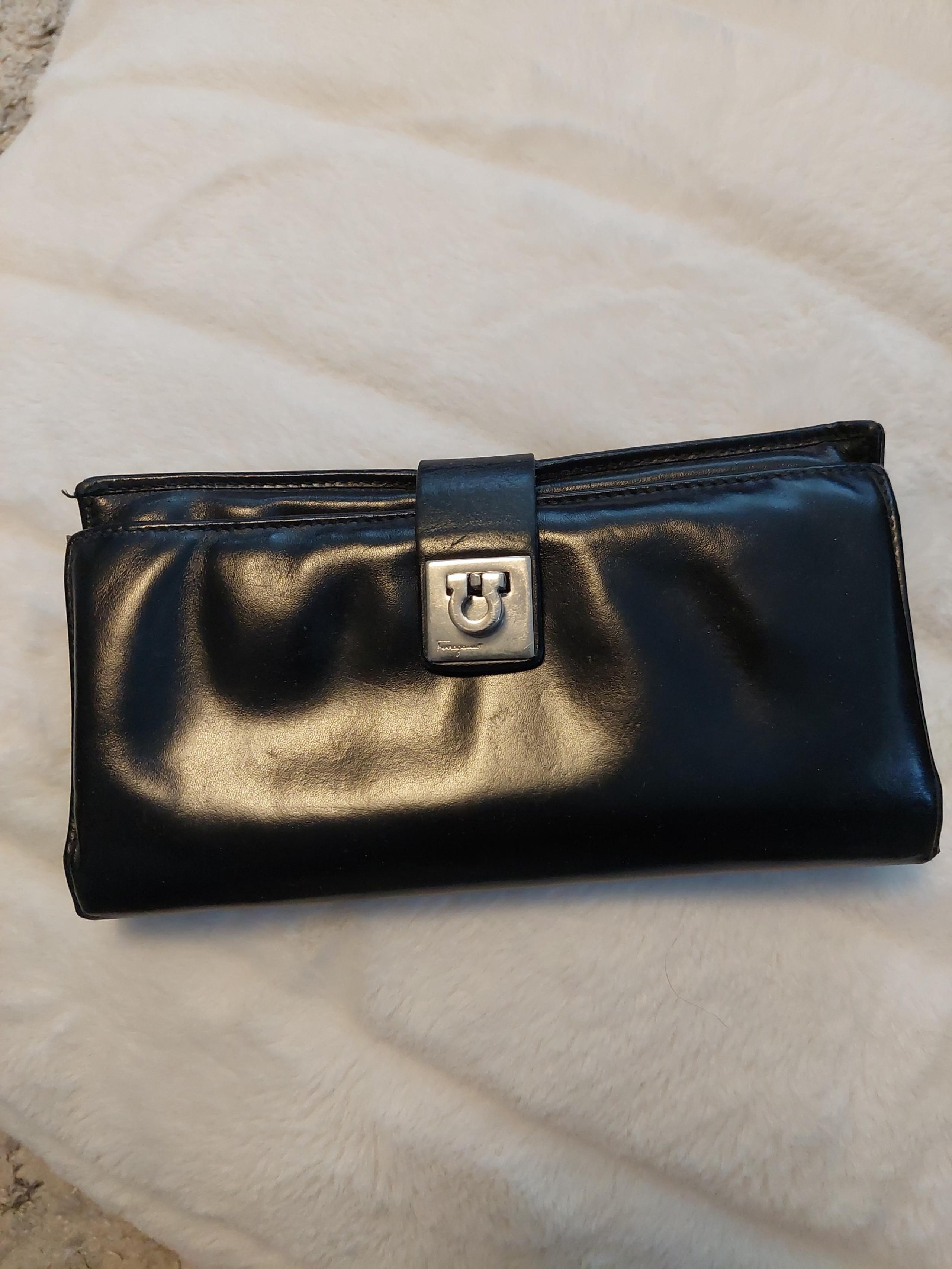 Salvatore Ferragamo, Women's Black Leather Bilfold Long Wallet.