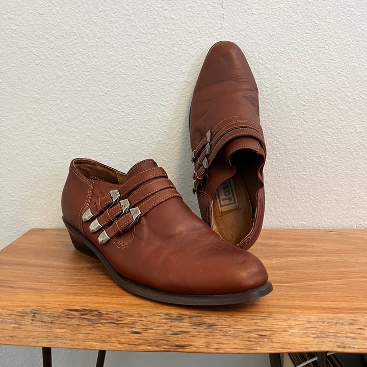 Vintage Brown Leather Buckle Moto Style Ankle Booties Size 7.5