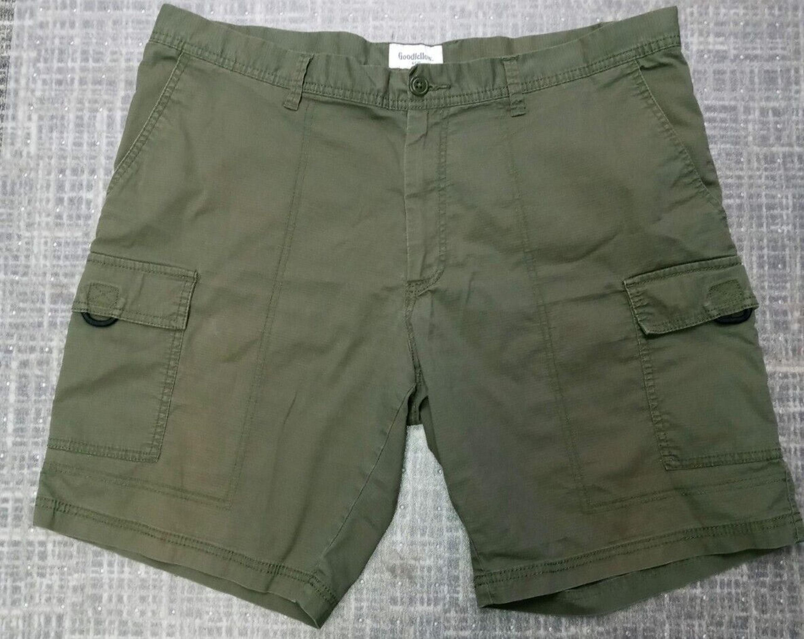 Goodfellow & Co Men's Green Cargo Shorts Size 38 pre-owned