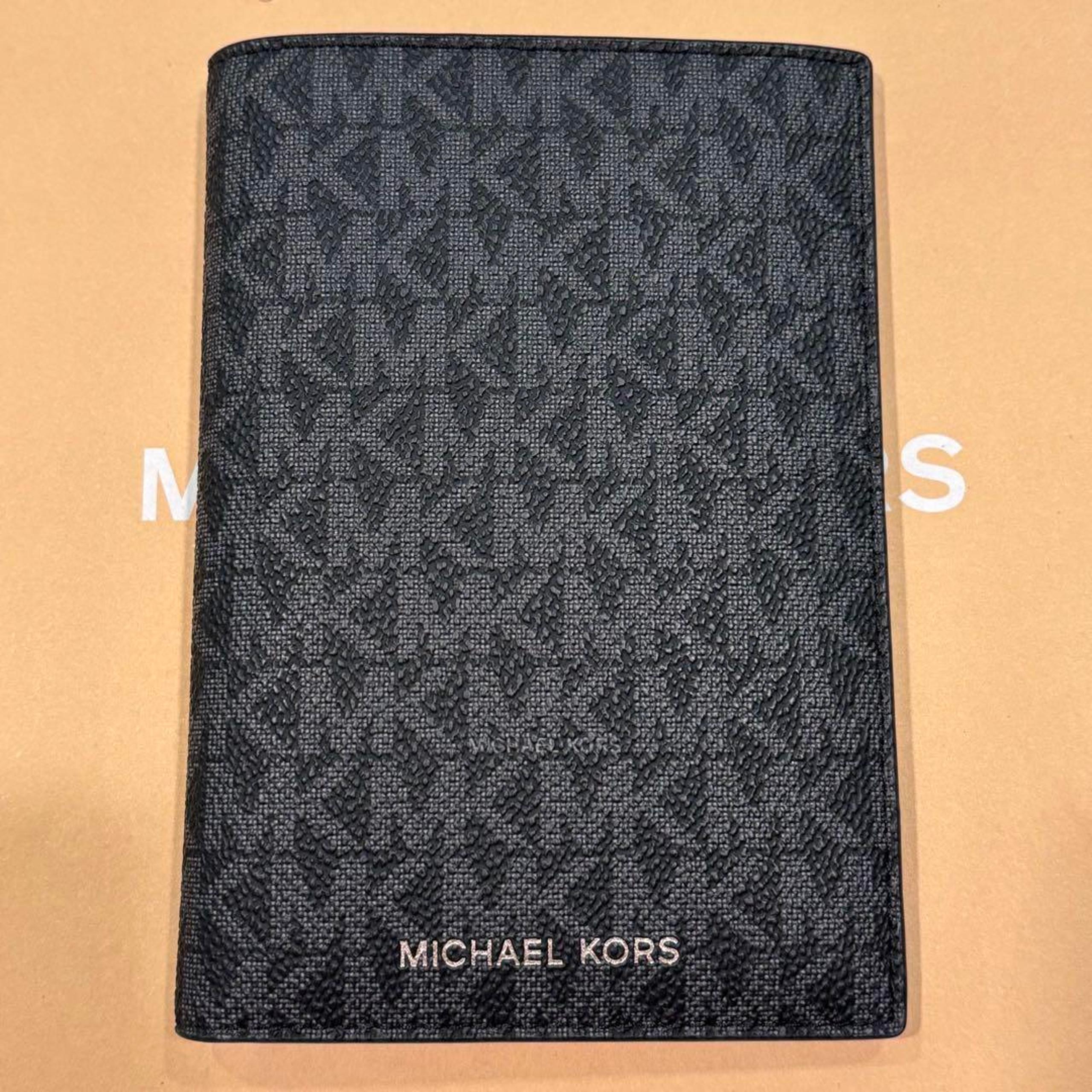 Michael Kors Signature Passport Case, Black