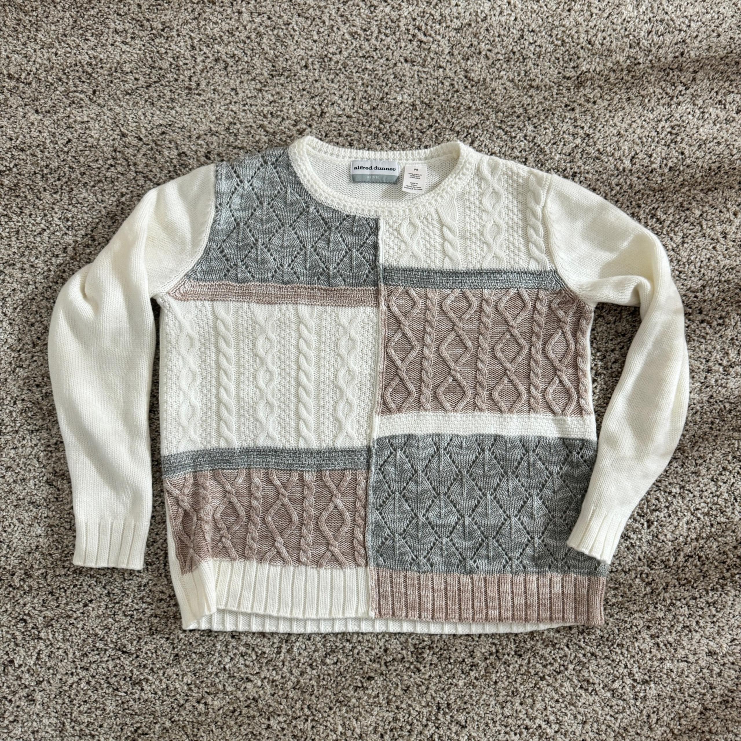 Alfred Dunner cable knit women’s Small Sweater Pink and Gray Colorblock