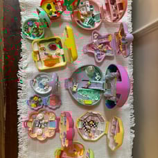Vintage Bluebird Polly Pocket Lot with dolls