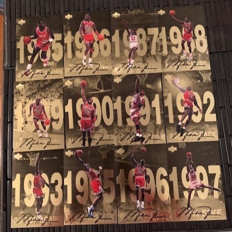 1998 Upper Deck - Gatorade Michael Jordan 12 Card Jumbo Gold Cards - Full Set!