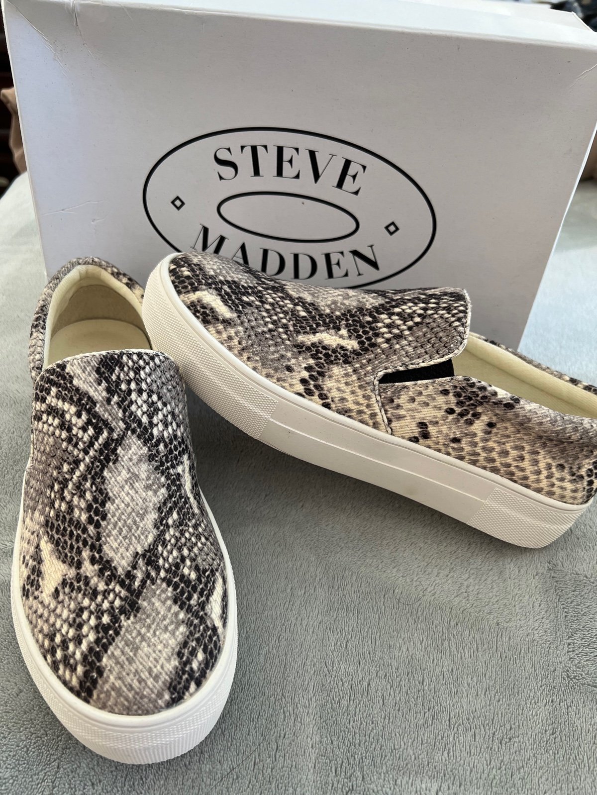 Steve Madden shoes