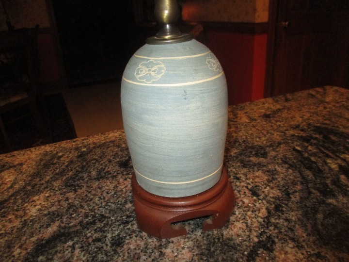 vintage Betsy Gray signed small pottery lamp base