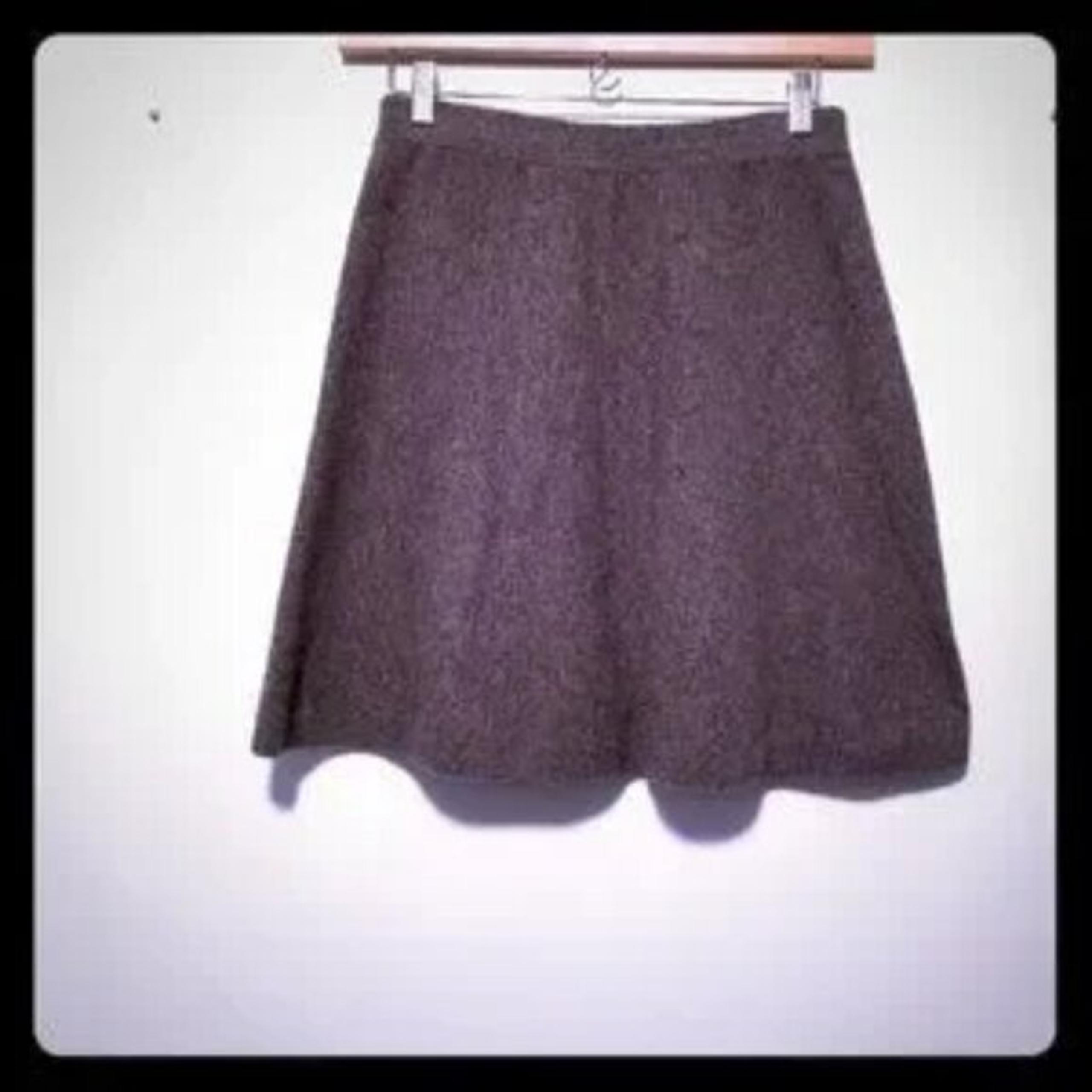 TAHARI wool blend skater skirt