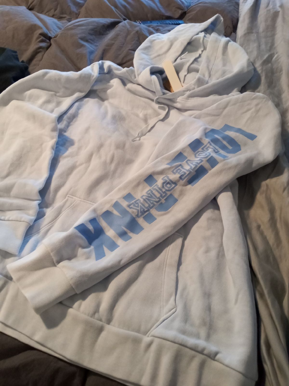 Women's new Victoria's Secret hooded sweatshirt medium
