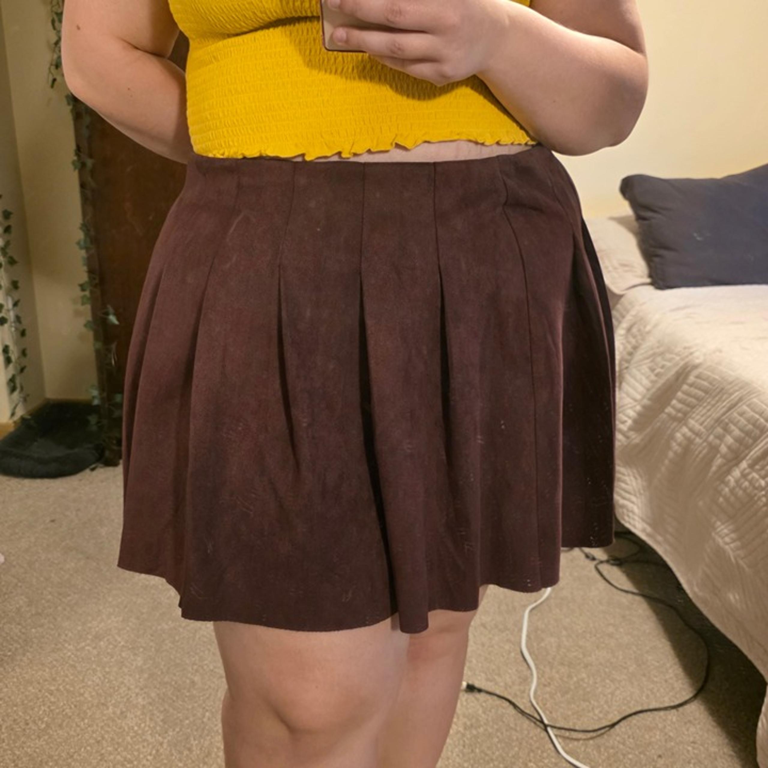Forever 21 Size 3X Suede Mini Skirt