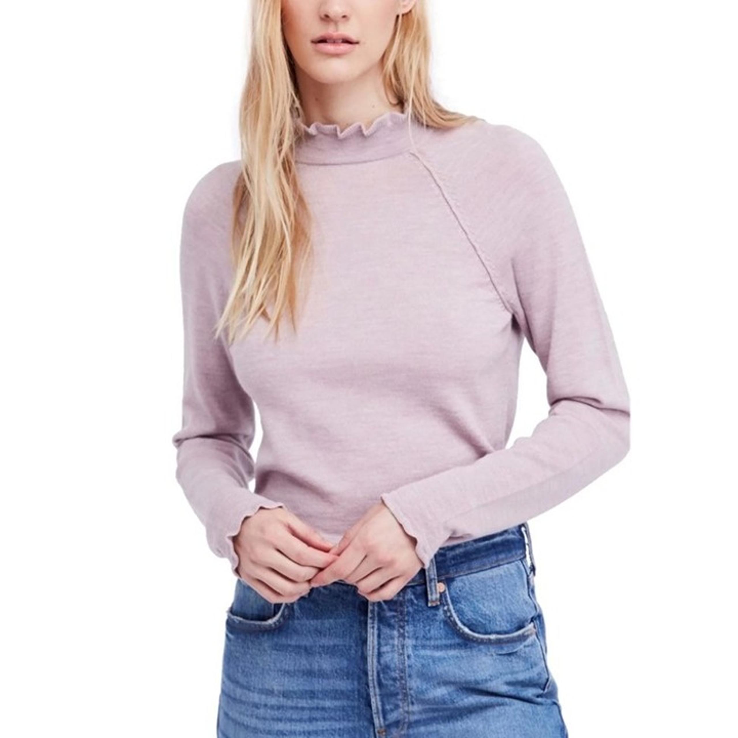 Free People Womens Ruffled Pullover Sweater in Lilac
