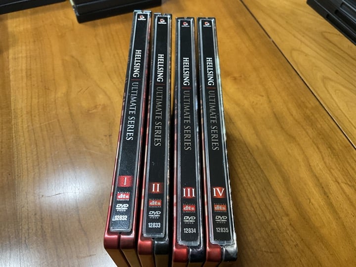 Hellsing Ultimate Series 1 thru 4 DVD Steelbook