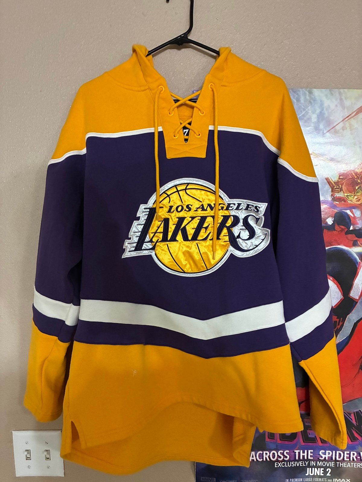 47 Brand LA Lakers Lacer Hoodie Size Large