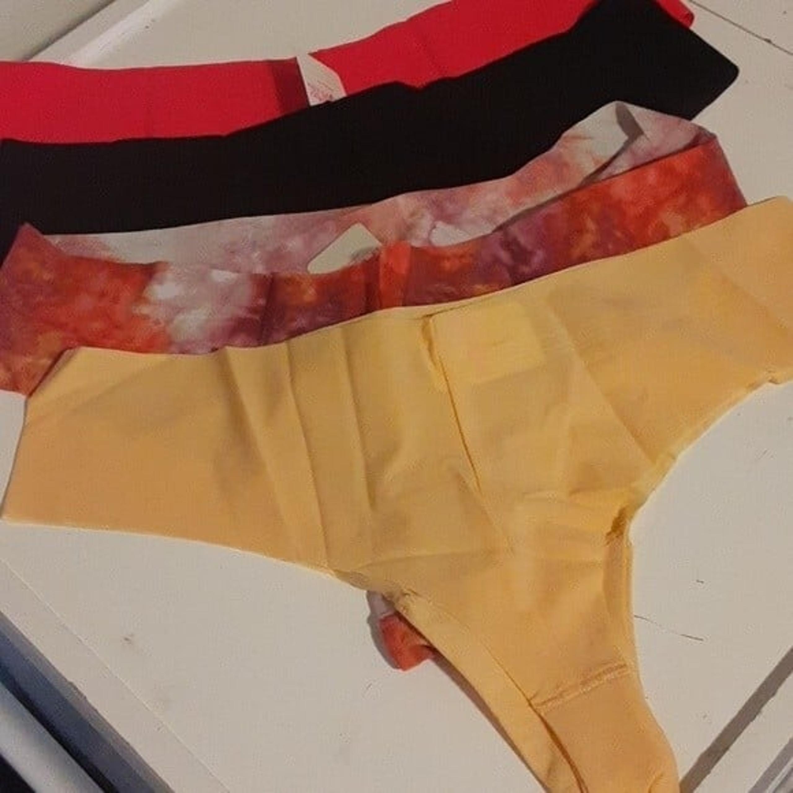 PINK Victoria's Secret Panties New With Tags 4 Pair Women's L
