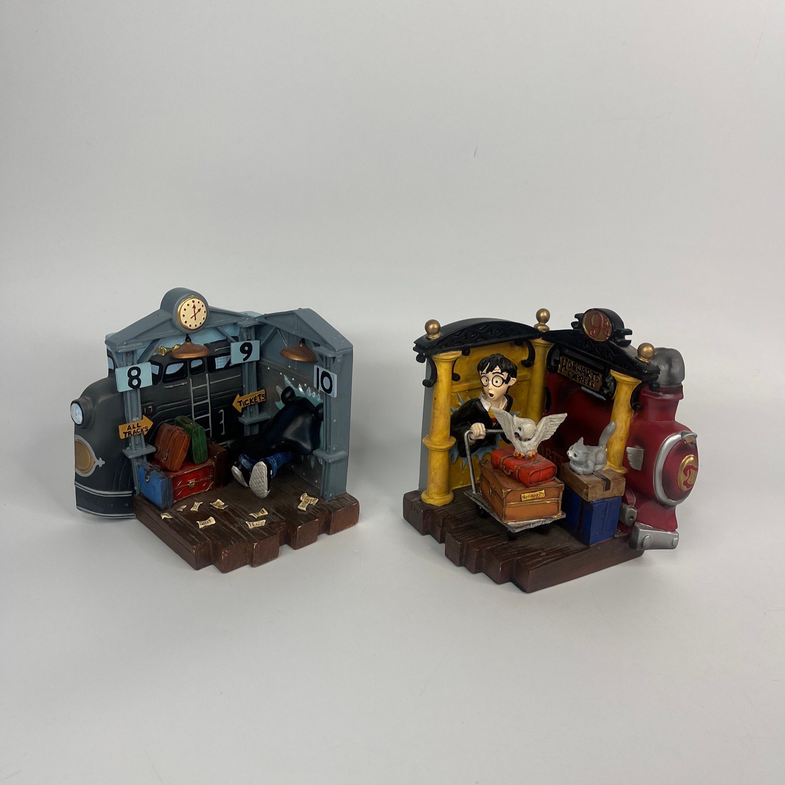 Harry Potter Bookends Platform 9 3/4 Hogwarts Express Warner Bros Studio 2000