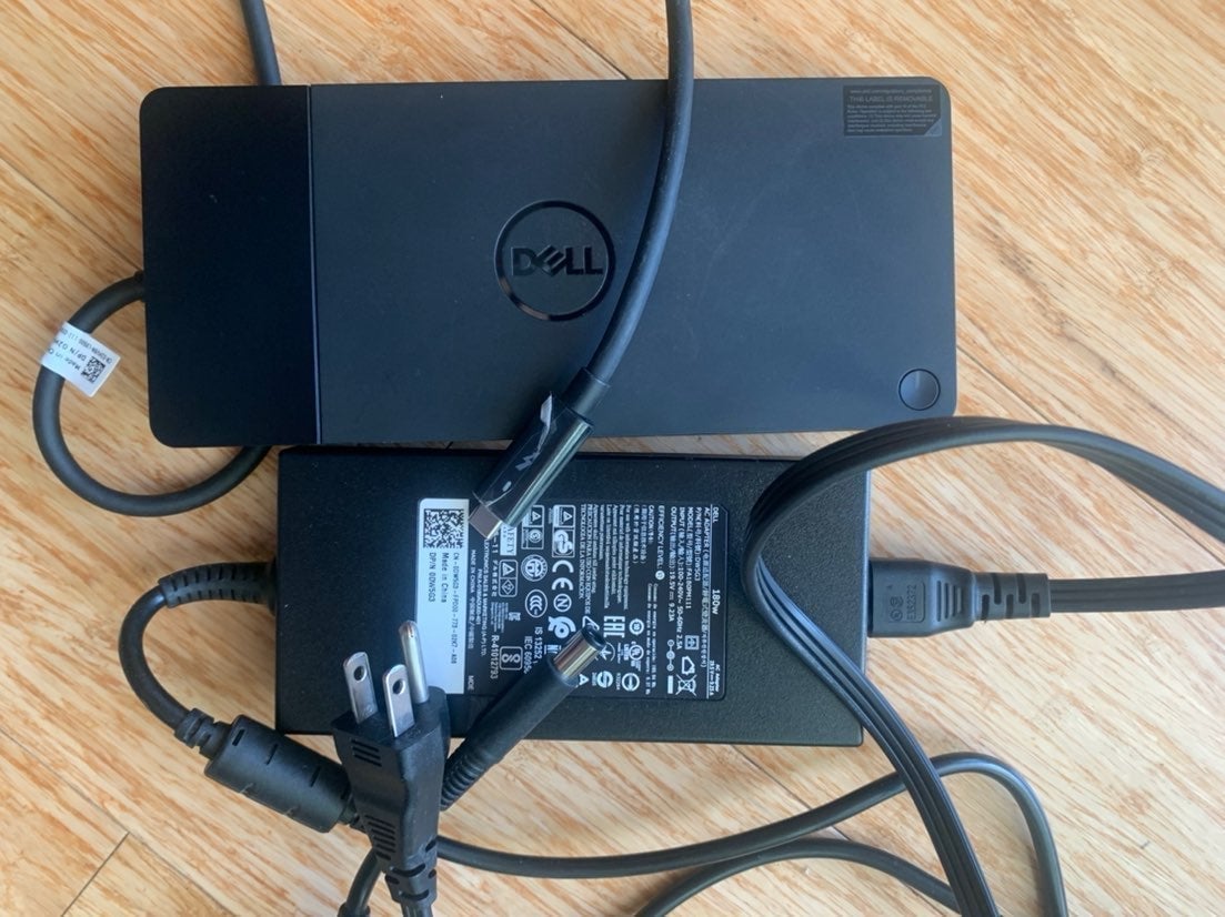 Dell WD19TBS with 180W Computer Docking Station