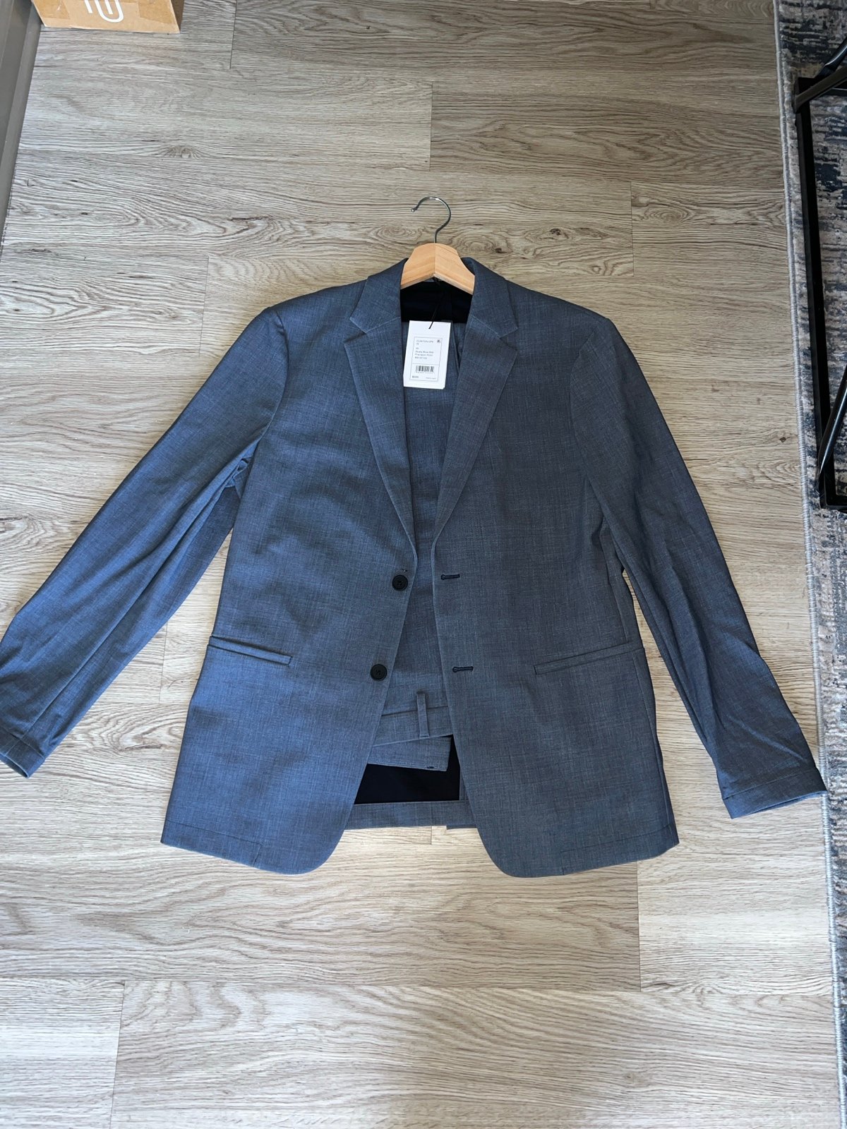 theory suit