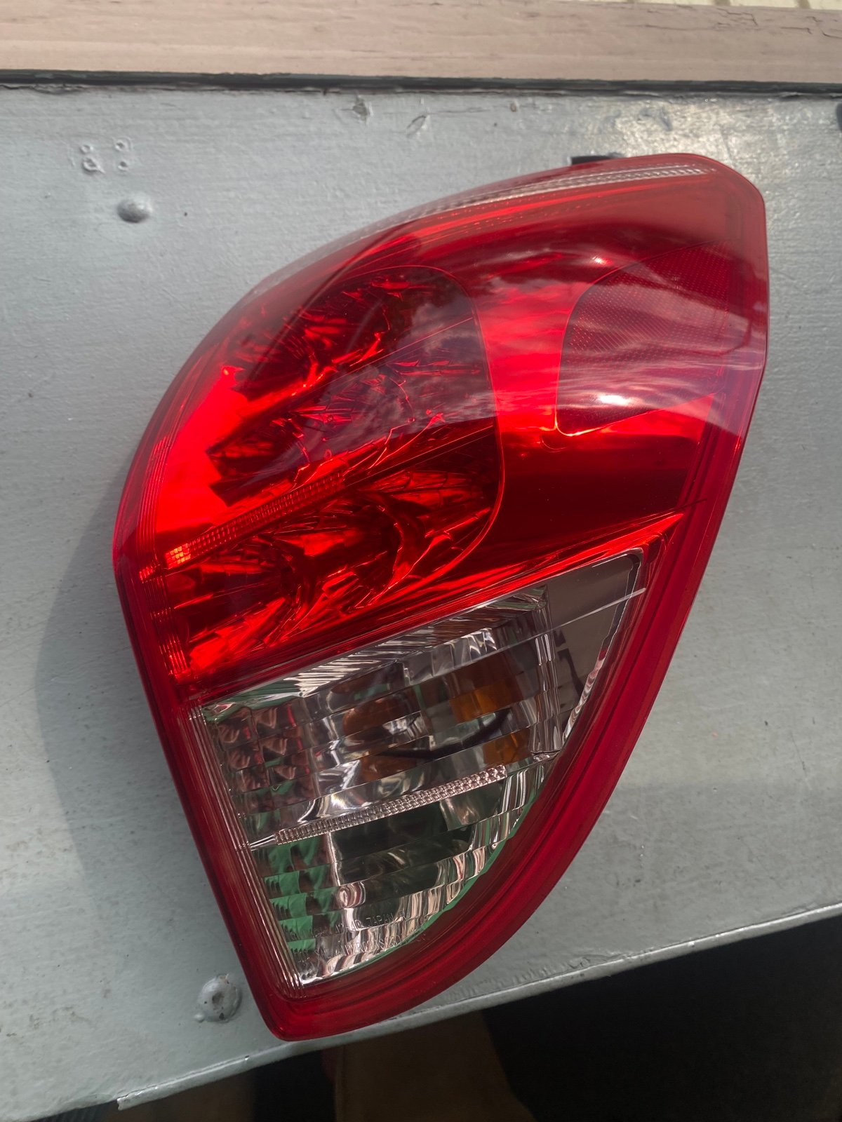 2006-2008 Toyota RAV4 RH Tail Light Assembly
