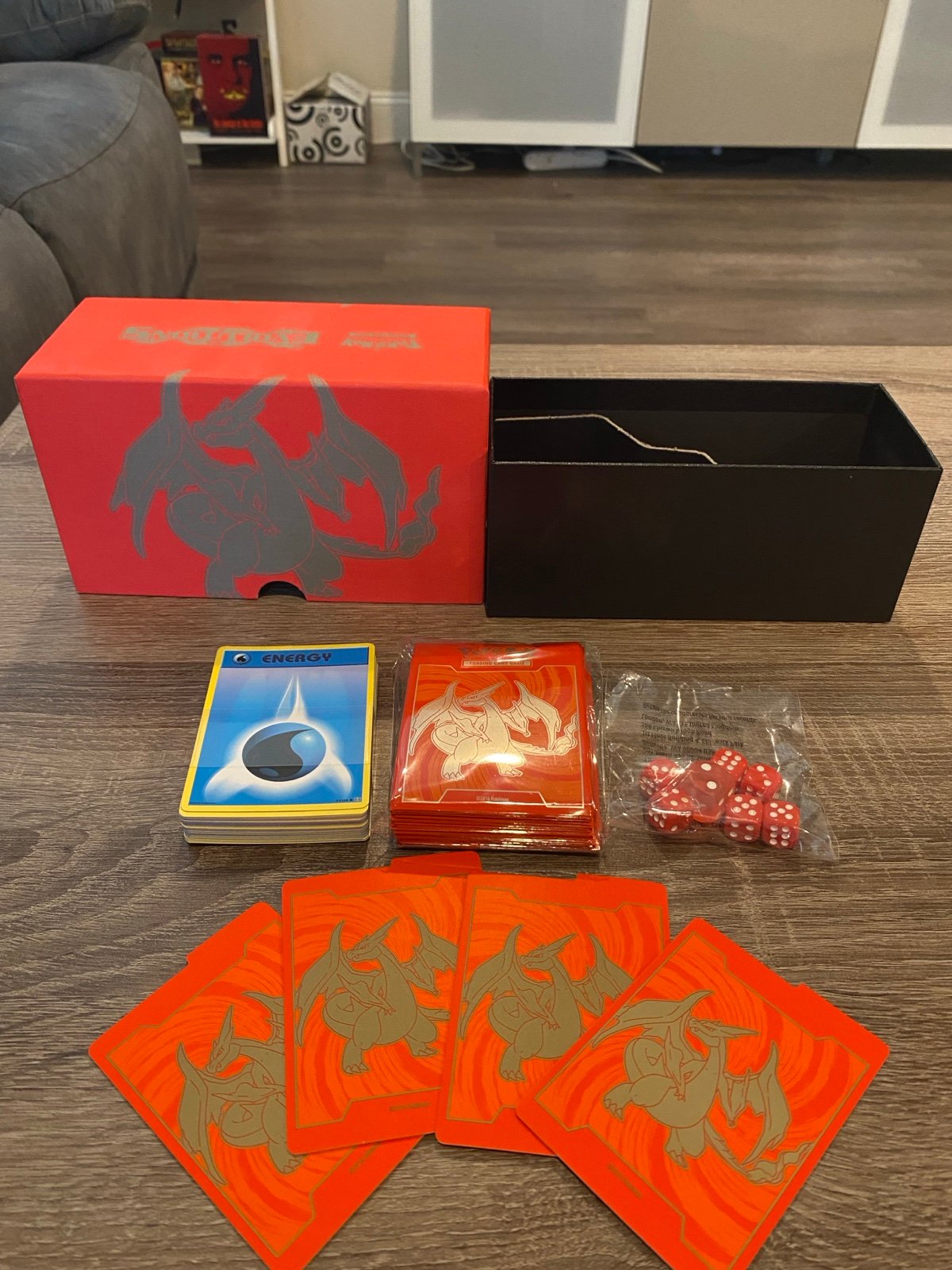 Pokémon Elite Trainer Box: XY Evolutions Mega Charizard Y *NO PACKS OR CARDS*