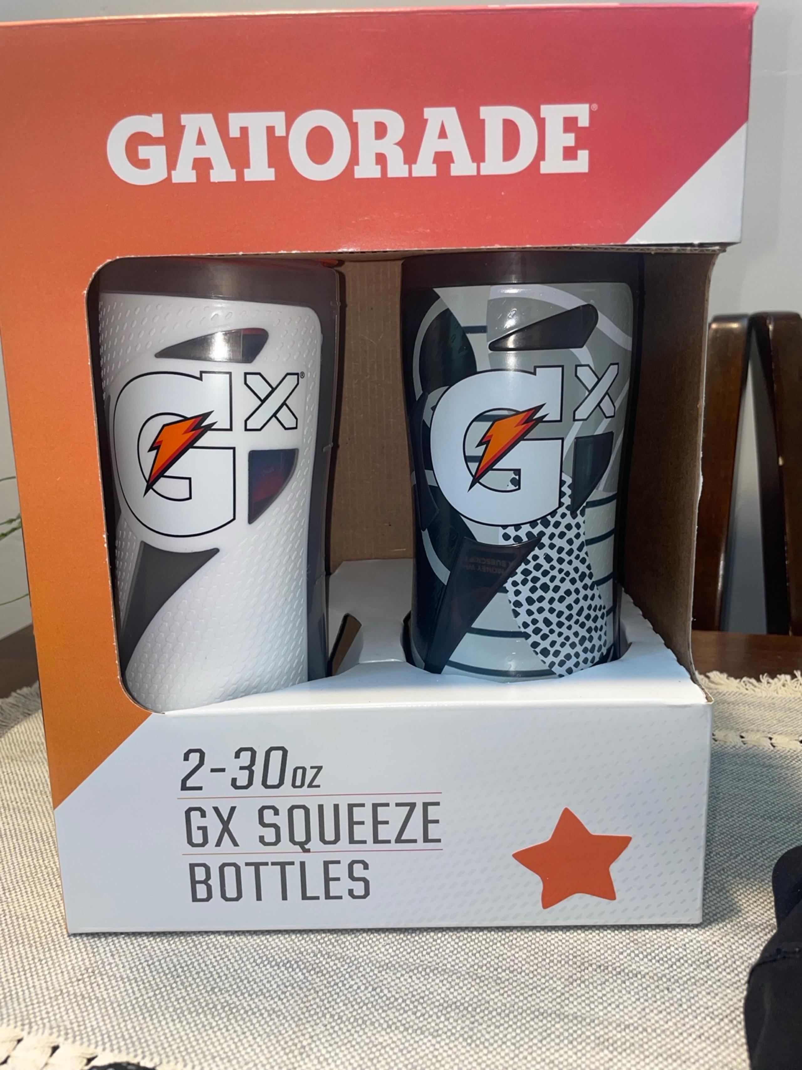 2 new Gatorade squeeze bottles