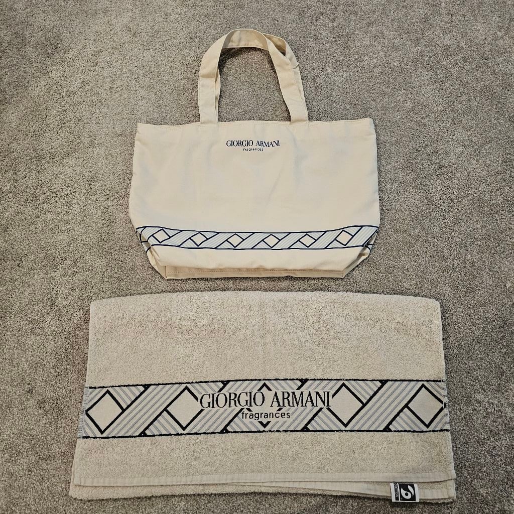 Giorgio Armani Armani Island set for the beach, Tote Bag and Towel