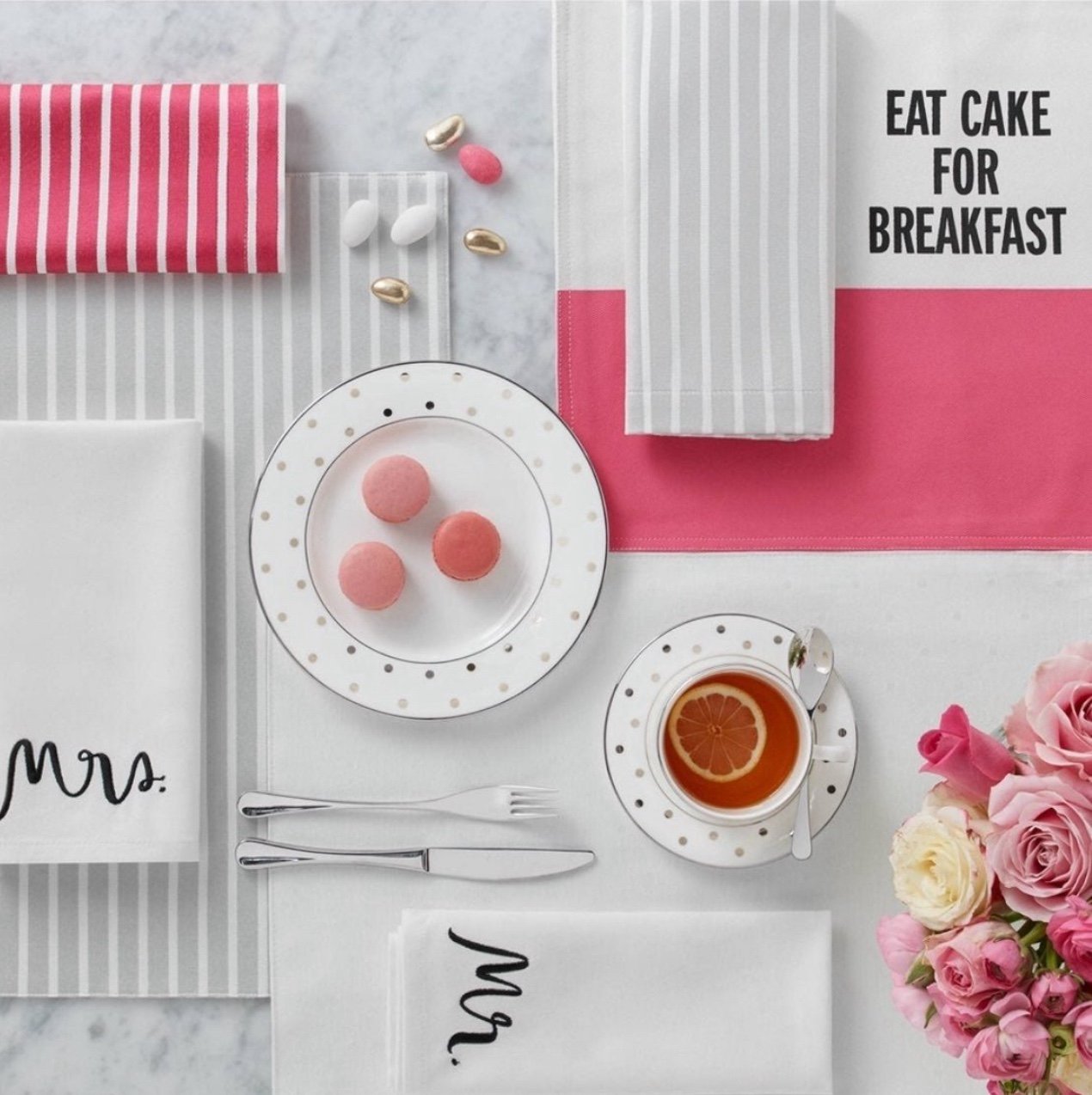 Kate Spade New York 4PCK Eat Cake for Breakfast Placemats, Snap Vivid