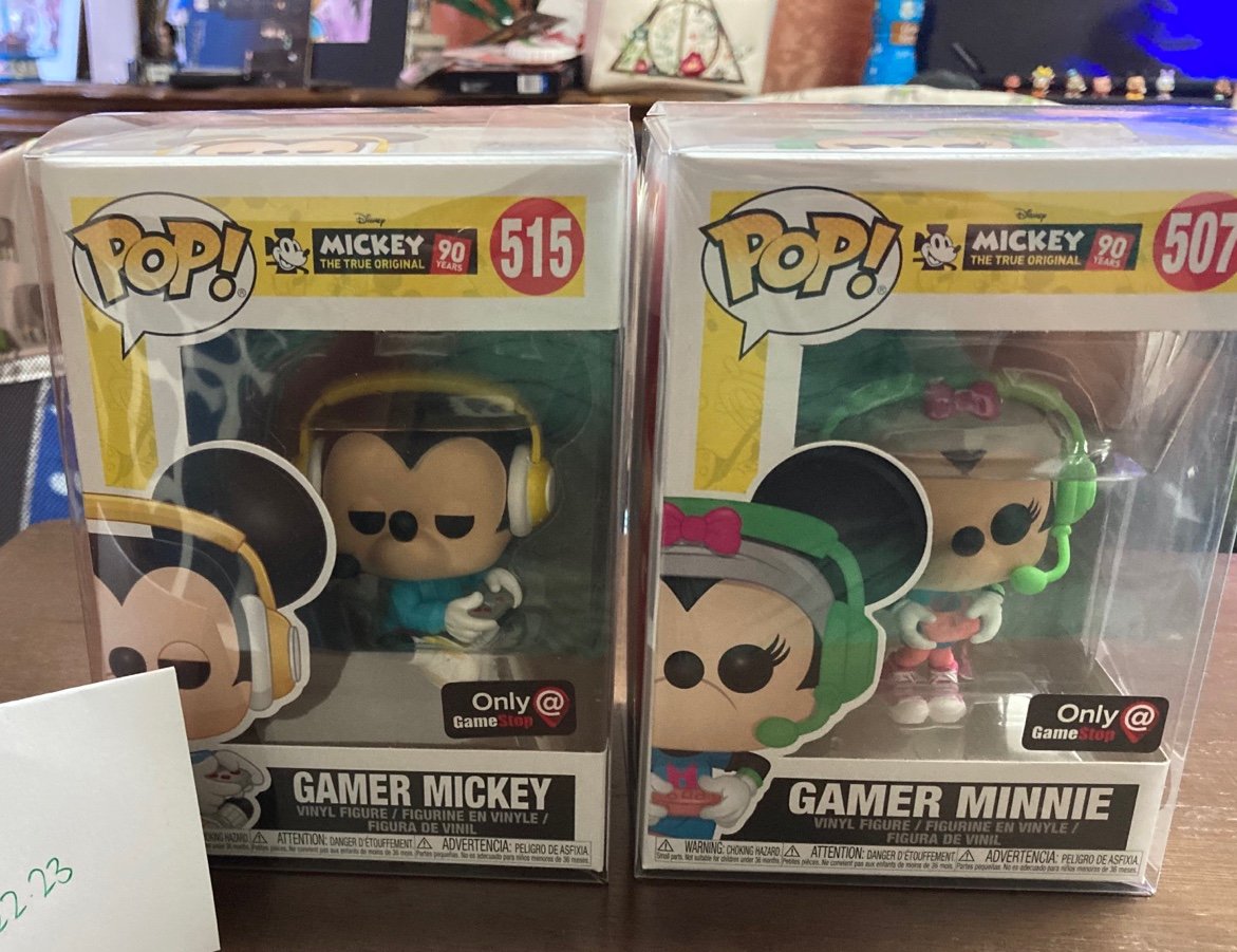 Gamer Mickey & Minnie Funko