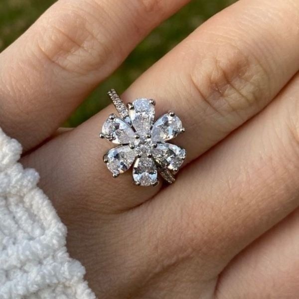 The Floral Mystique silver and white sapphire ring sz 6