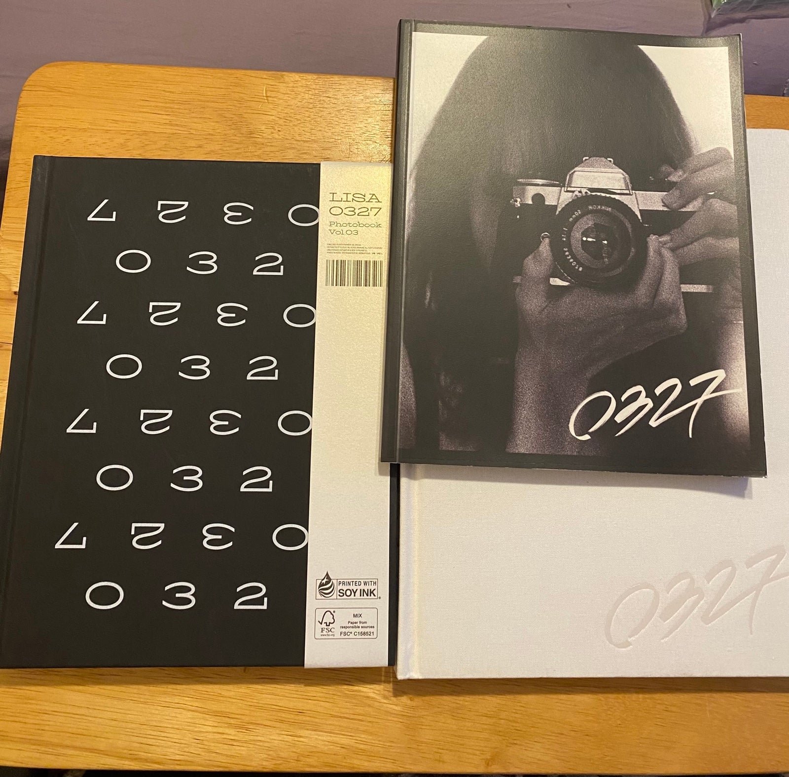 Official Blackpink Lalisa Lisa 3-Photobook Set