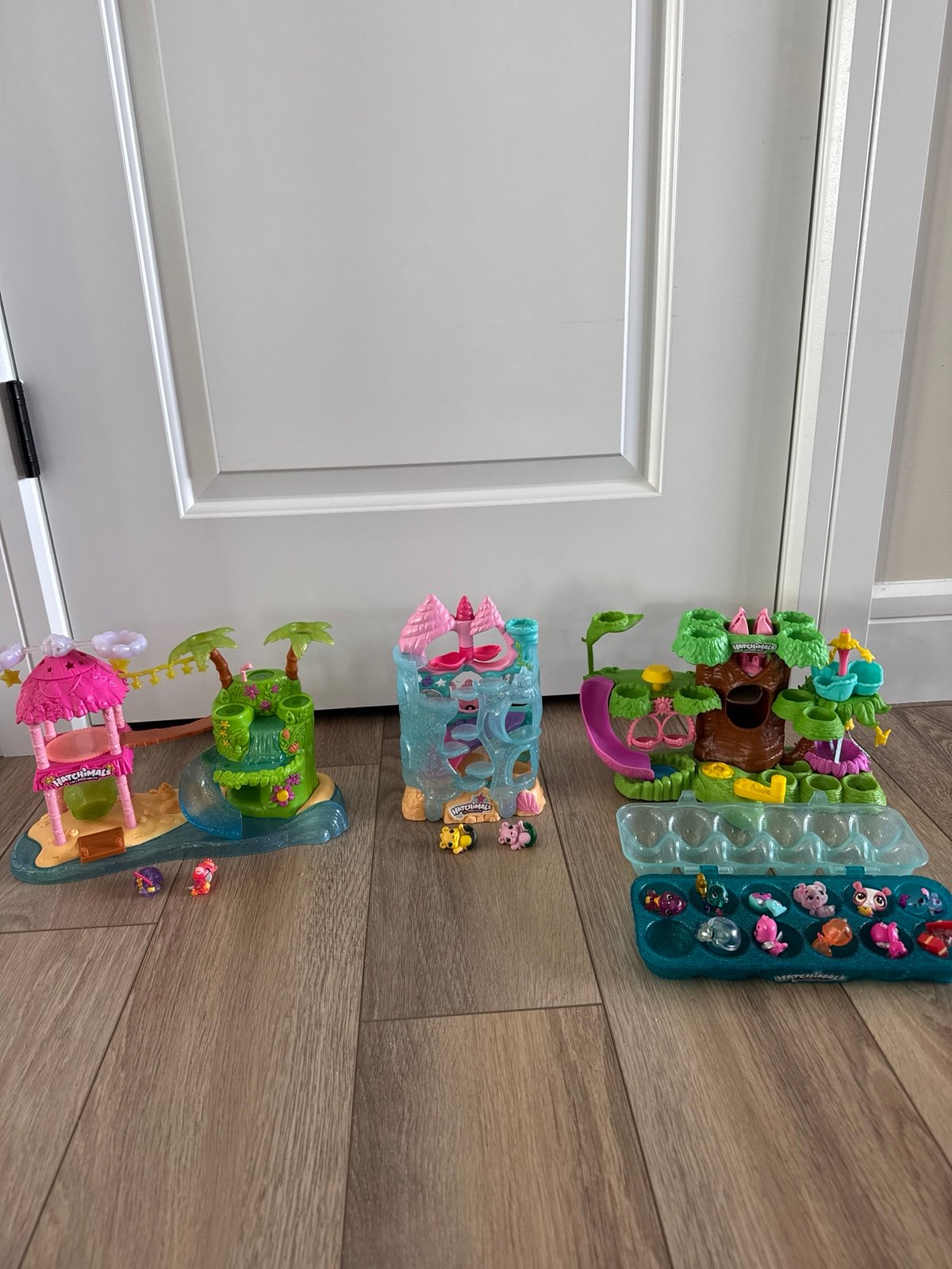 Hatchimals CollEGGtibles multi playsets with figurines