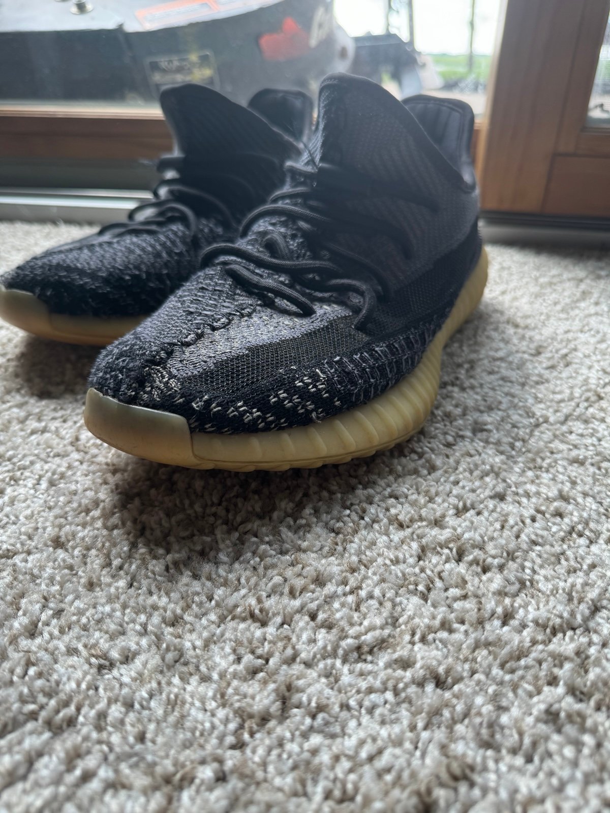 Yeezy Boost 350 carbon
