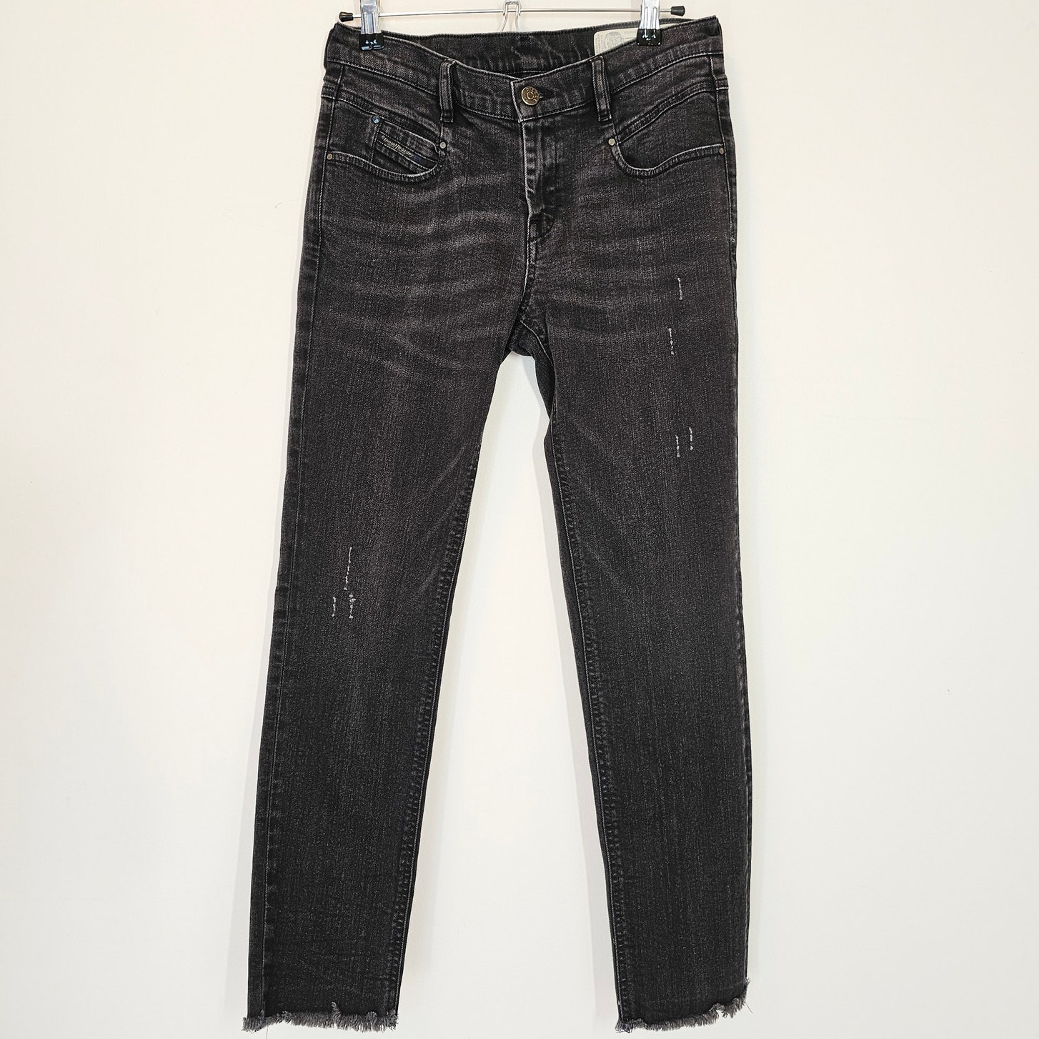 Diesel Belthy Ankle Regular Slim Straight Low Waist 084JS Black Jeans Size 27