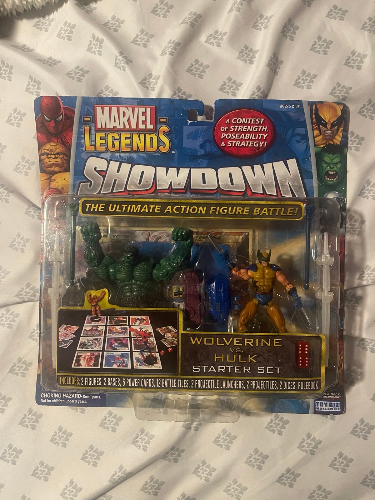 Marvel Legends Showdown Wolverine Vs. Hulk ToyBiz Figures