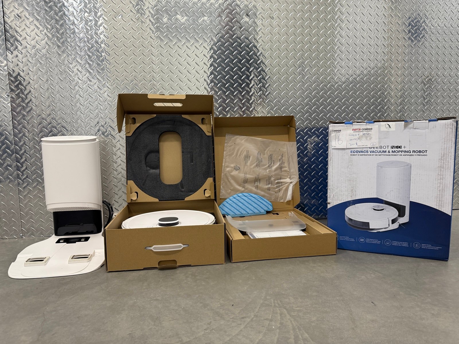 DEEBOT NEO+ White Vacuum & Mopping Robot: Smart Cleaning for a Spotless Home!