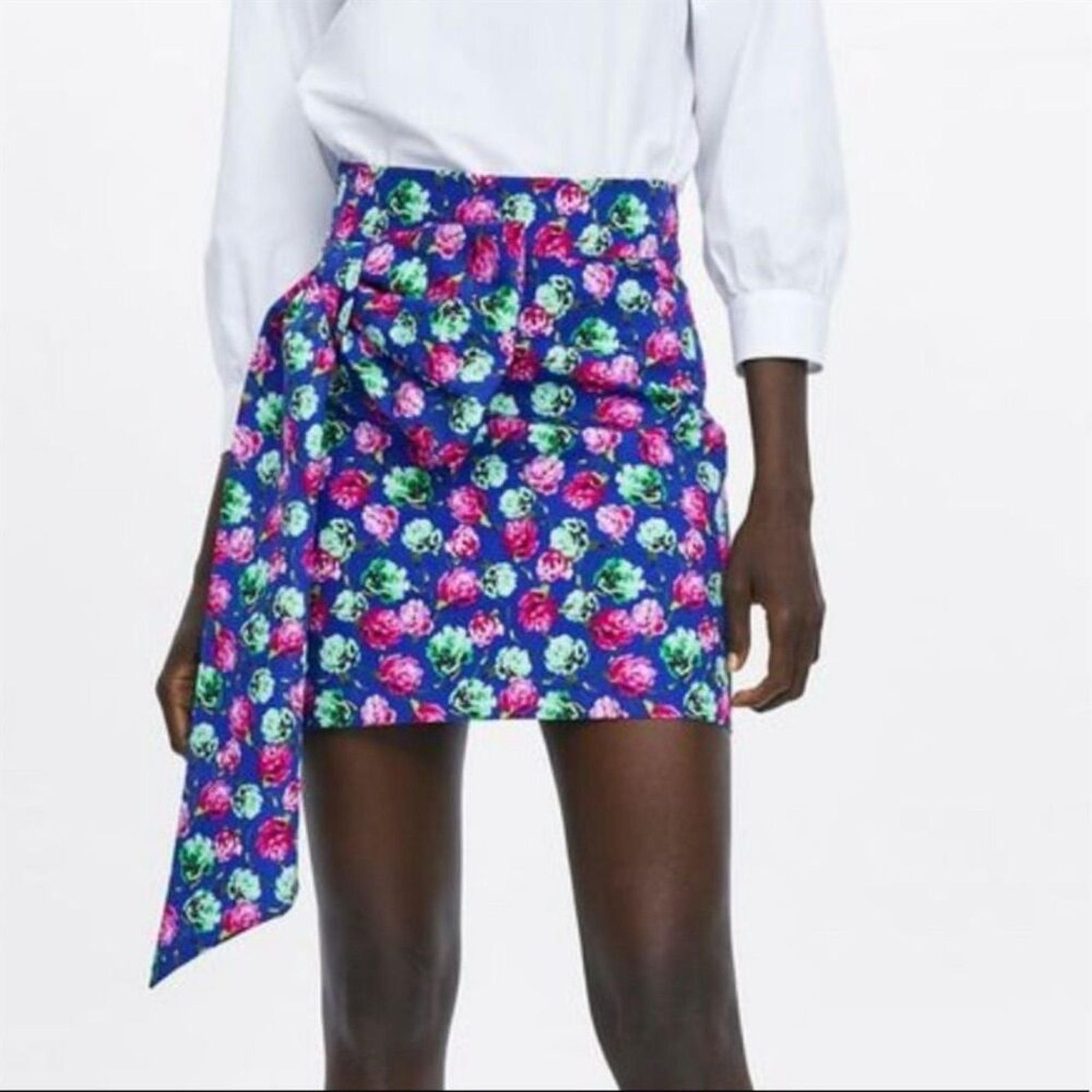 Zara Women's Floral A-Line Mini Skirt with Bow Size XS Blue Multicolor