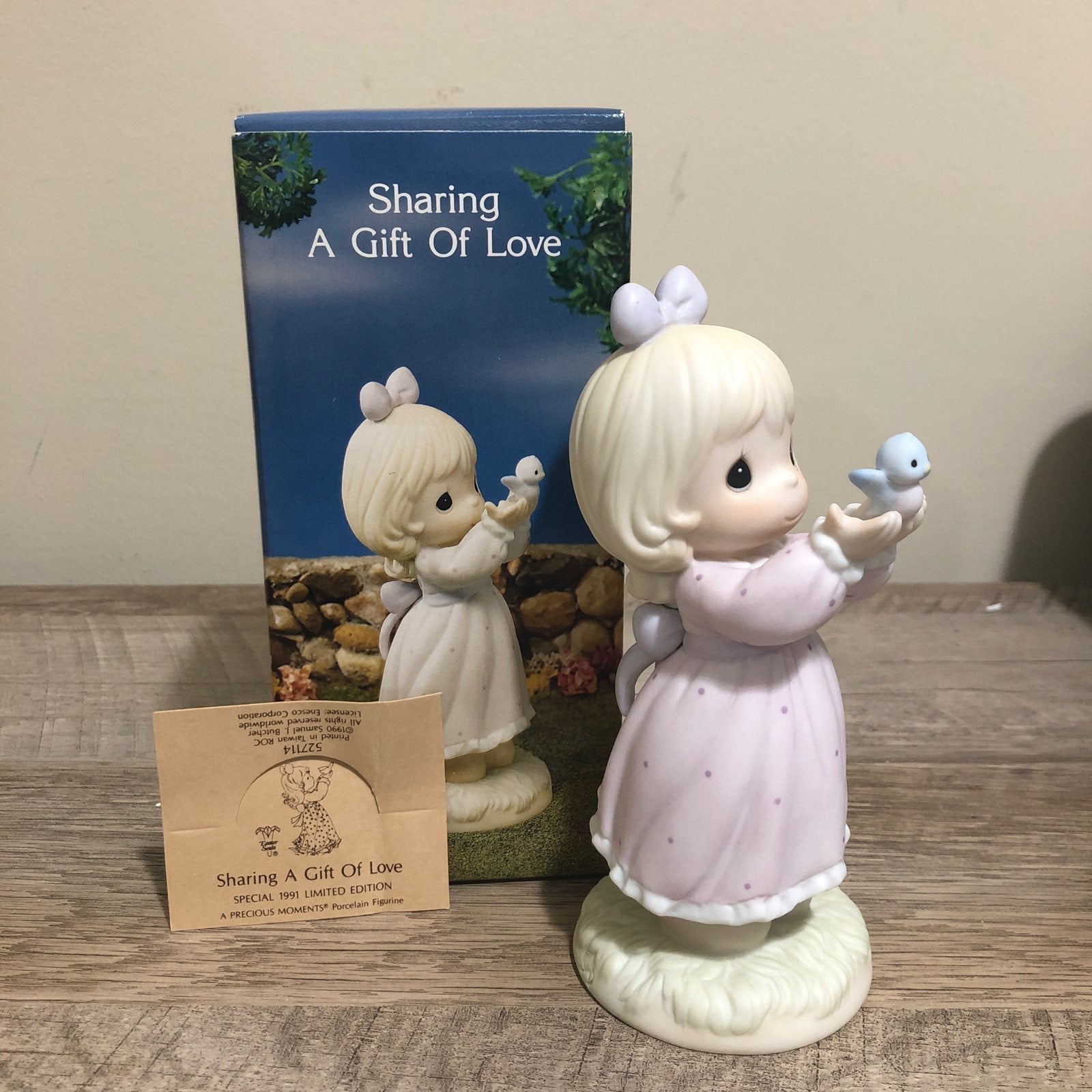 Precious Moments 2009 Collectors' Club MOF I Come to You with Joy Figurine Precious Moments 2009 Collectors' Club MOF I Come to You with Joy Figurine