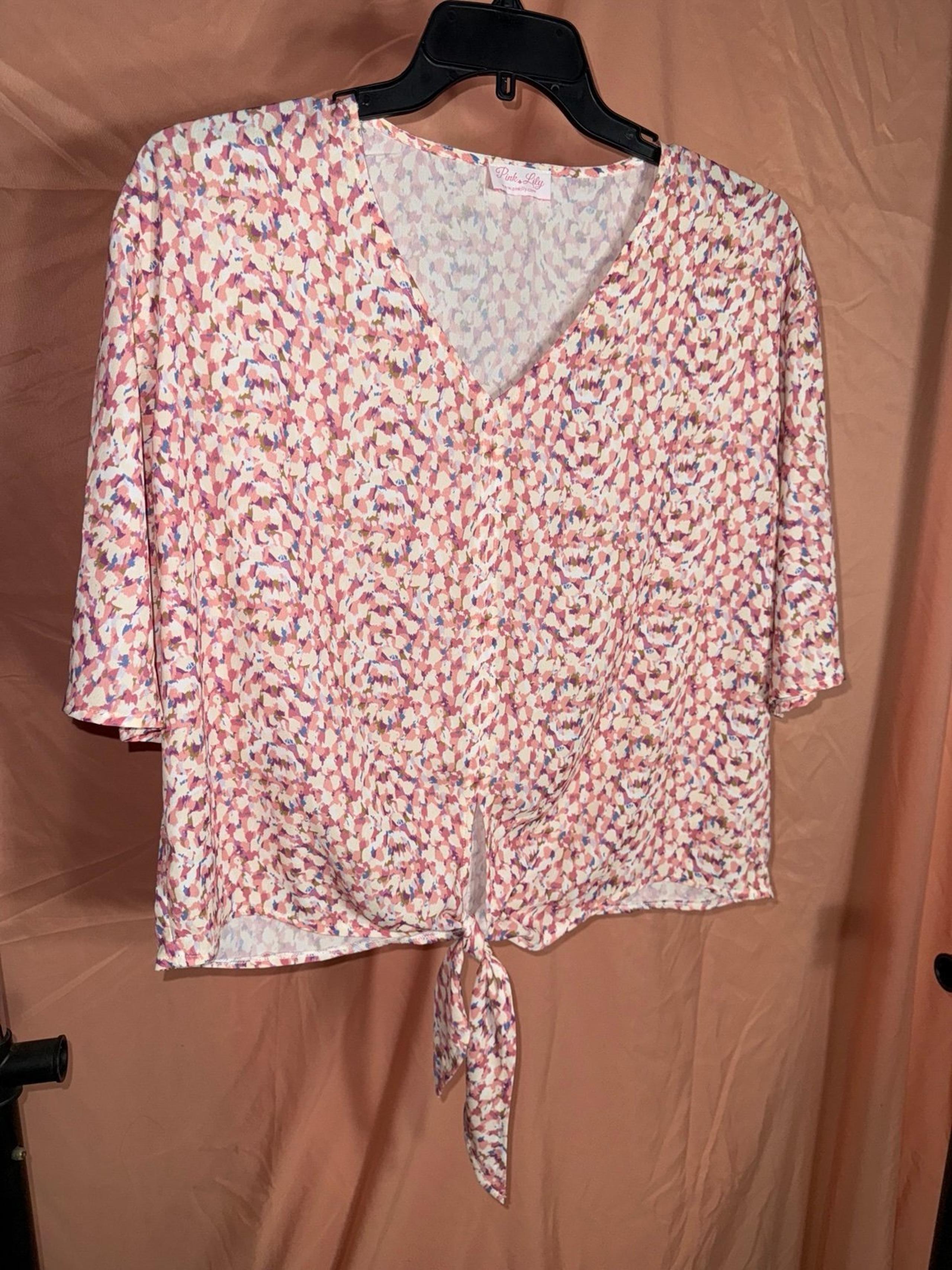Pink lily top size xl