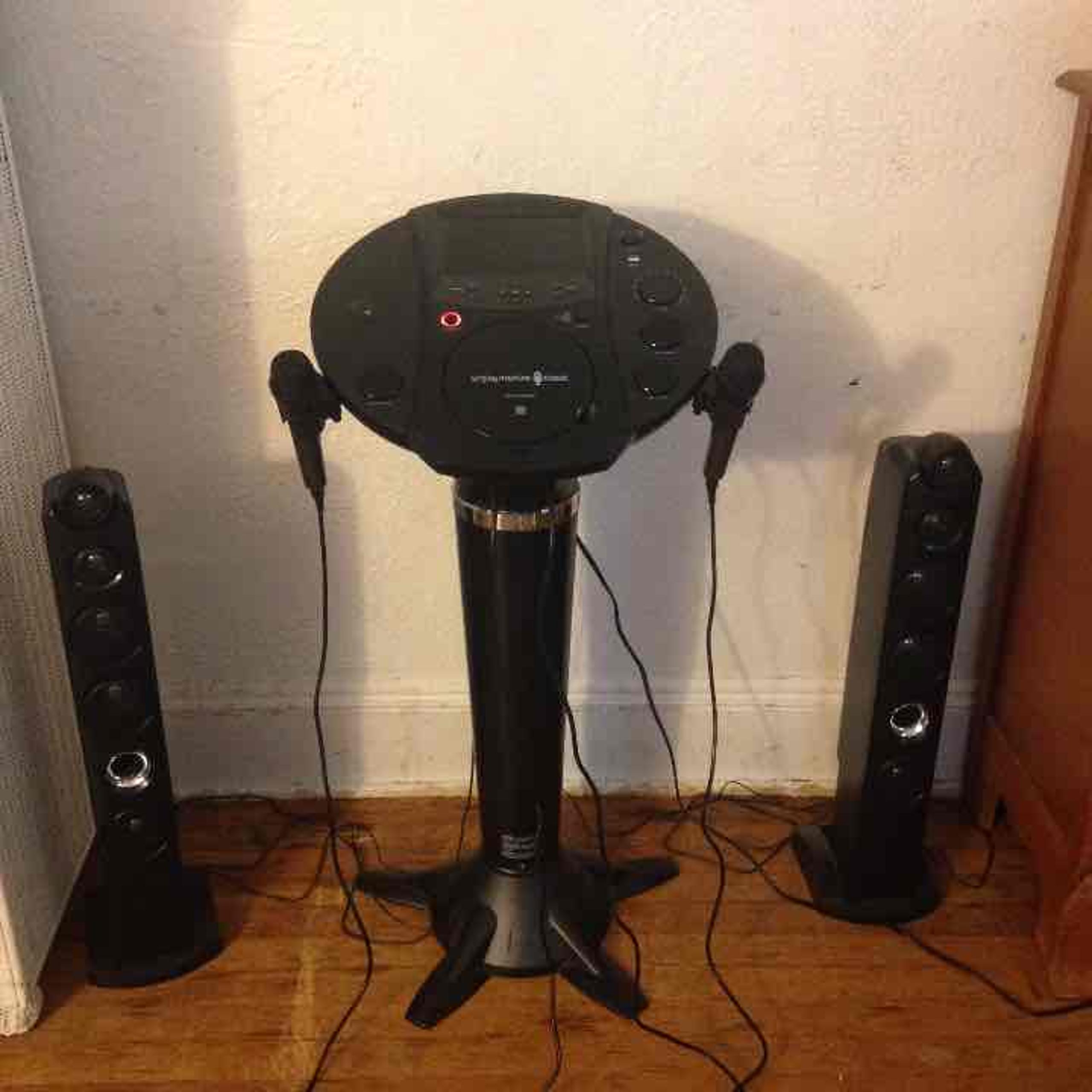 Singing Machine Classic w/ 2 Wired Mics