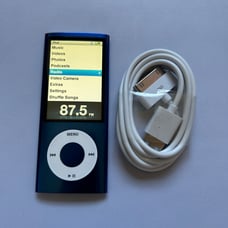 iPod Nano 5th gen 16gb blue new