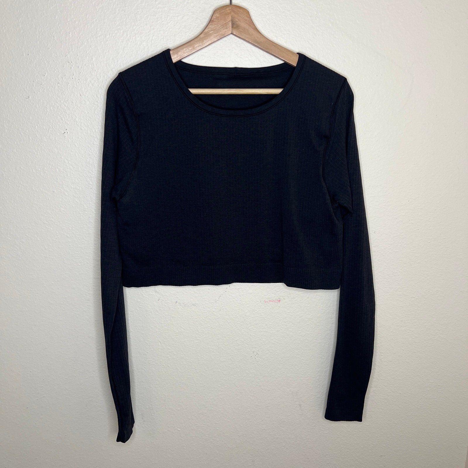 Lululemon Black Cropped Long Sleeve Tee 8