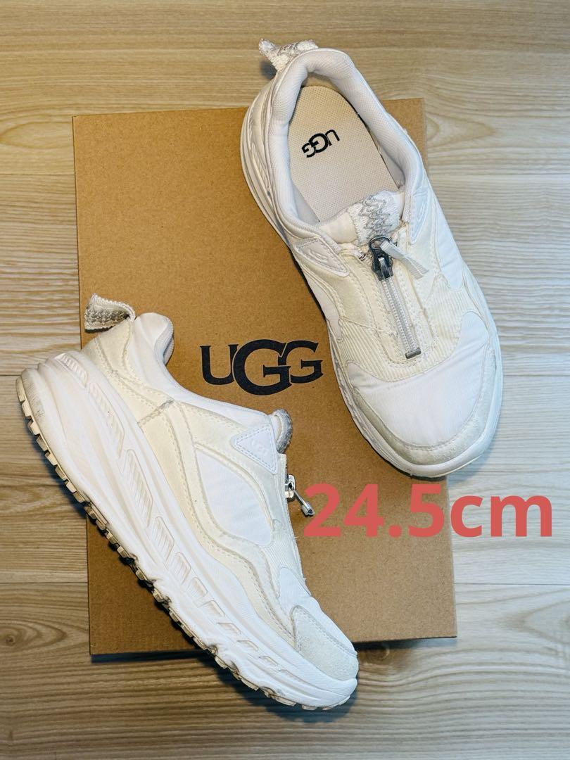 美品】UGG 24.5センチ カウ柄 ジッパー付き厚底スニーカー