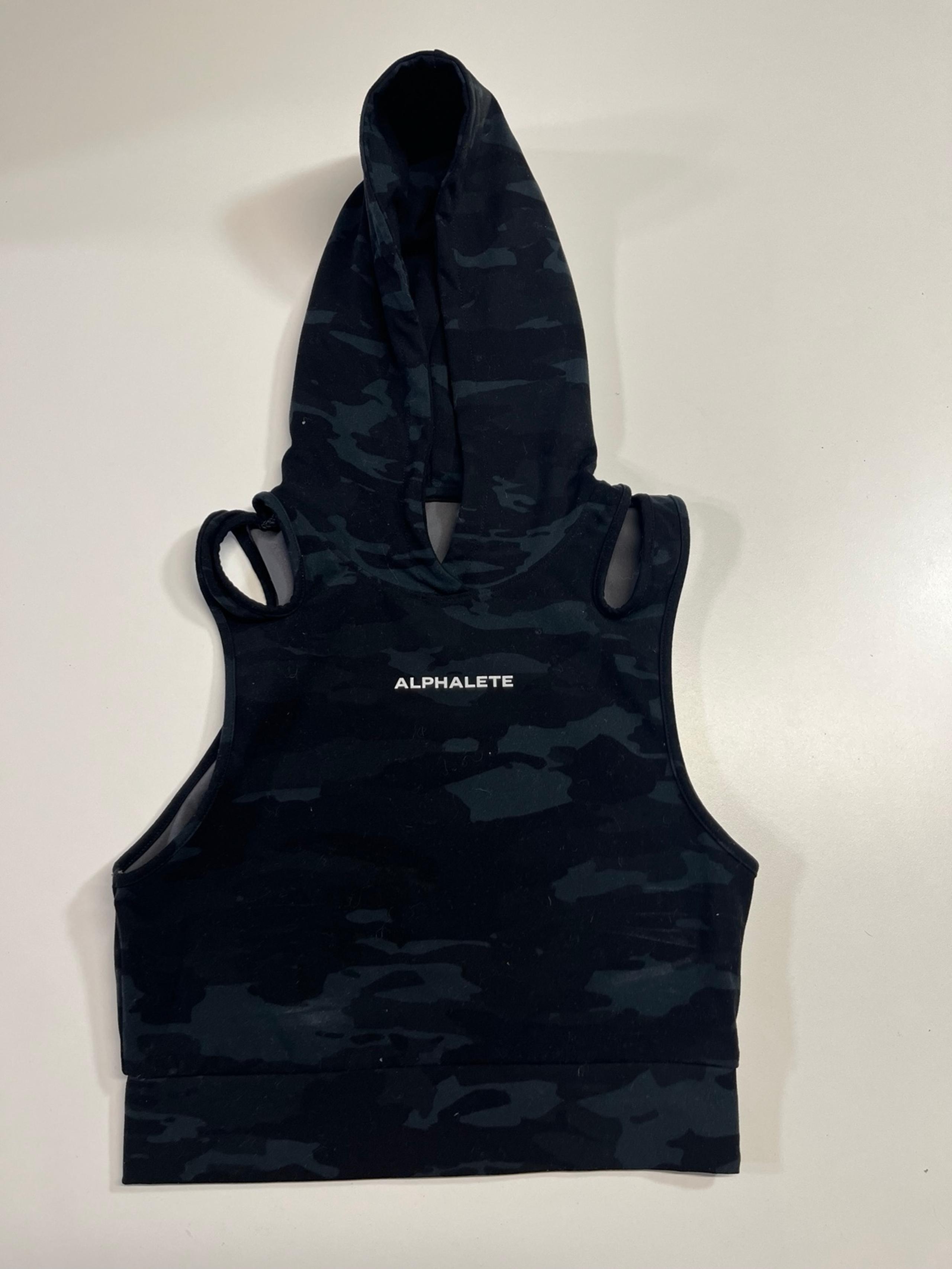 Alphalete Surface Crop Tank Hoodie Color: Black Camo Women’s Size XS